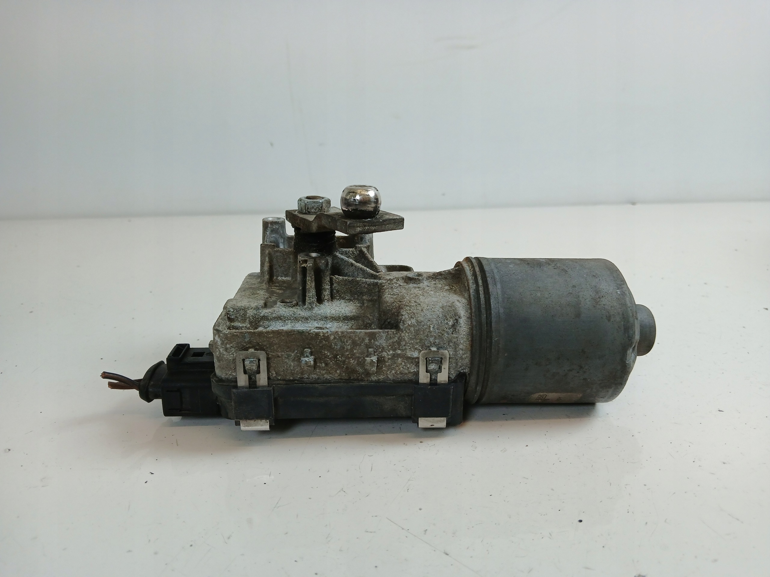 Audi A3 8P framrutetorkarmekanism OEM 8P1955119A image 6