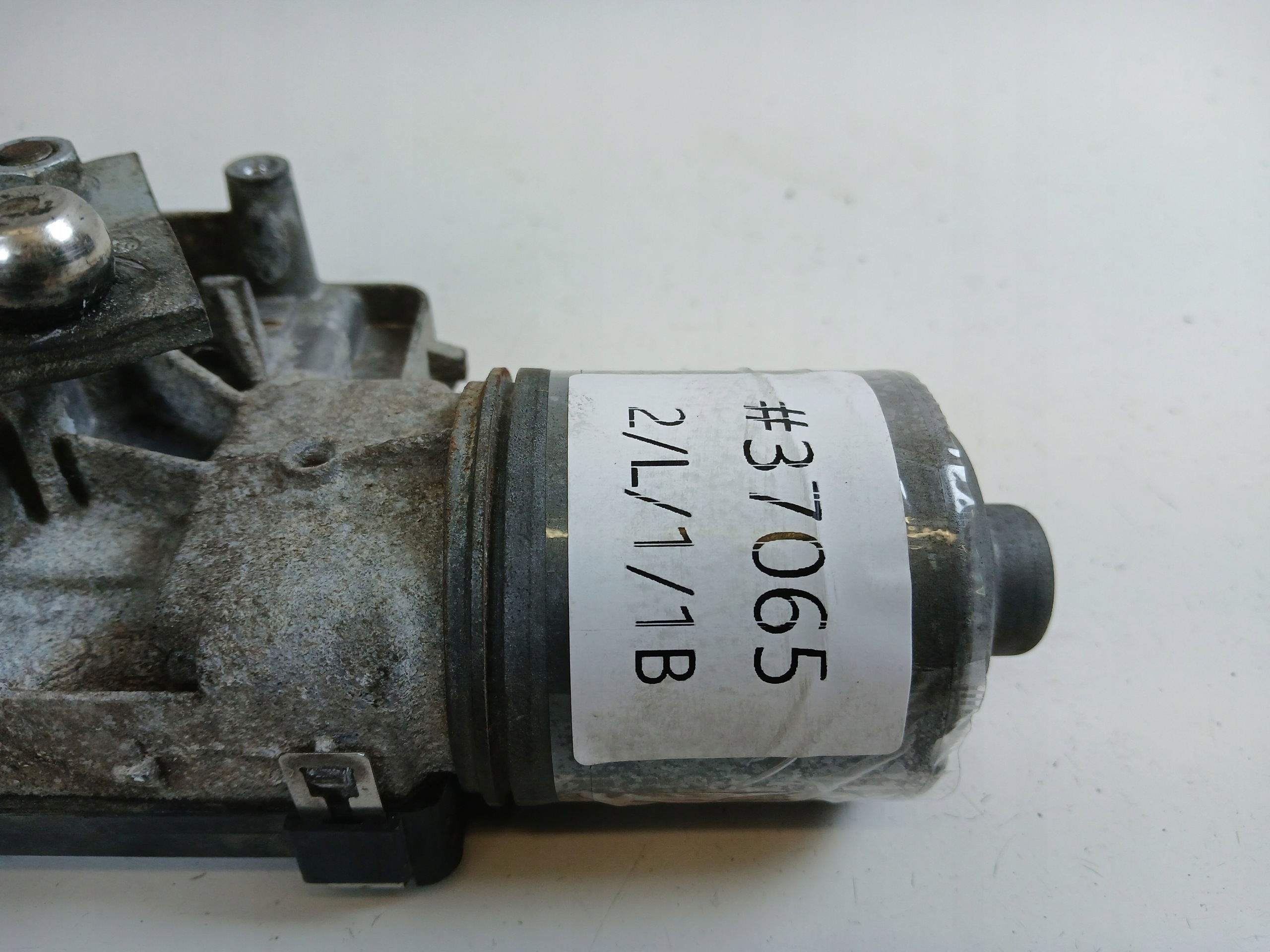 Audi A3 8P framrutetorkarmekanism OEM 8P1955119A image 7