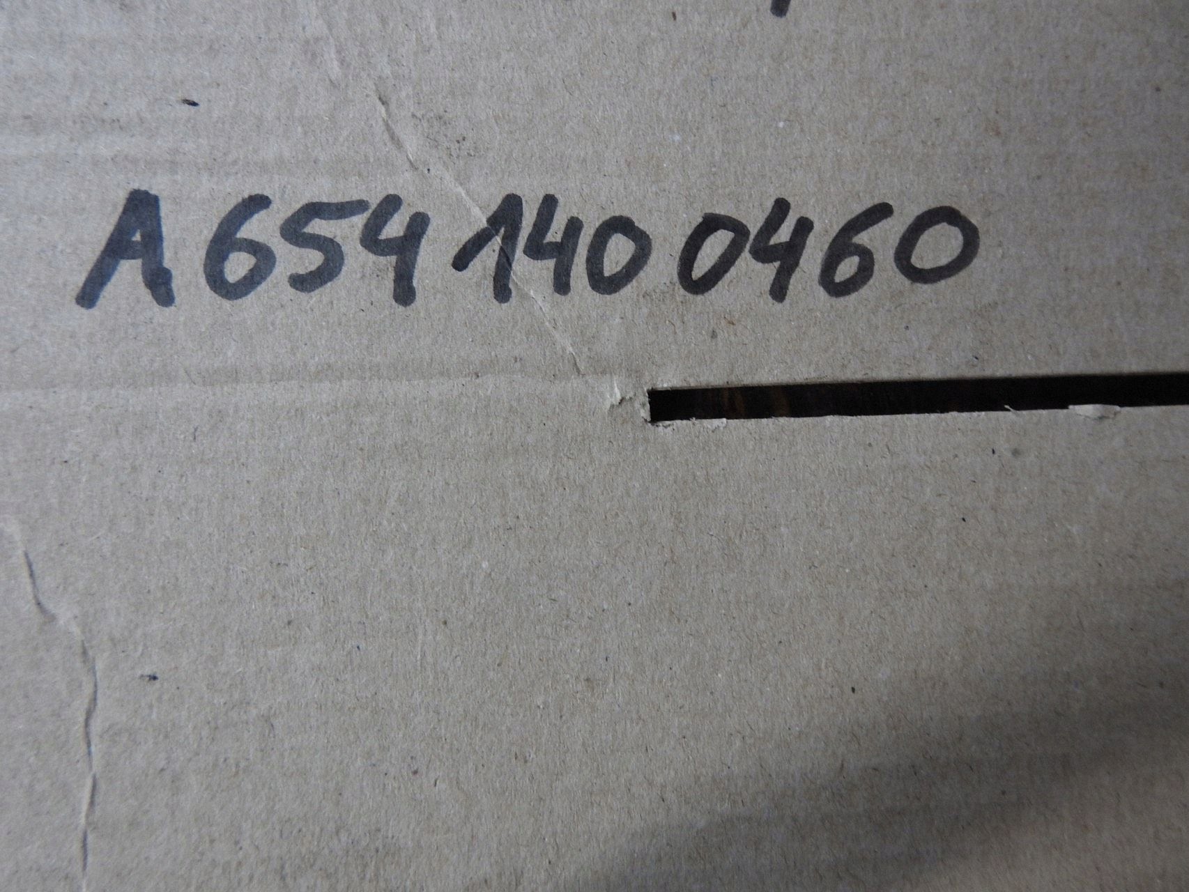 Válvula EGR Mercedes OEM A6541400460 - Usada image 4