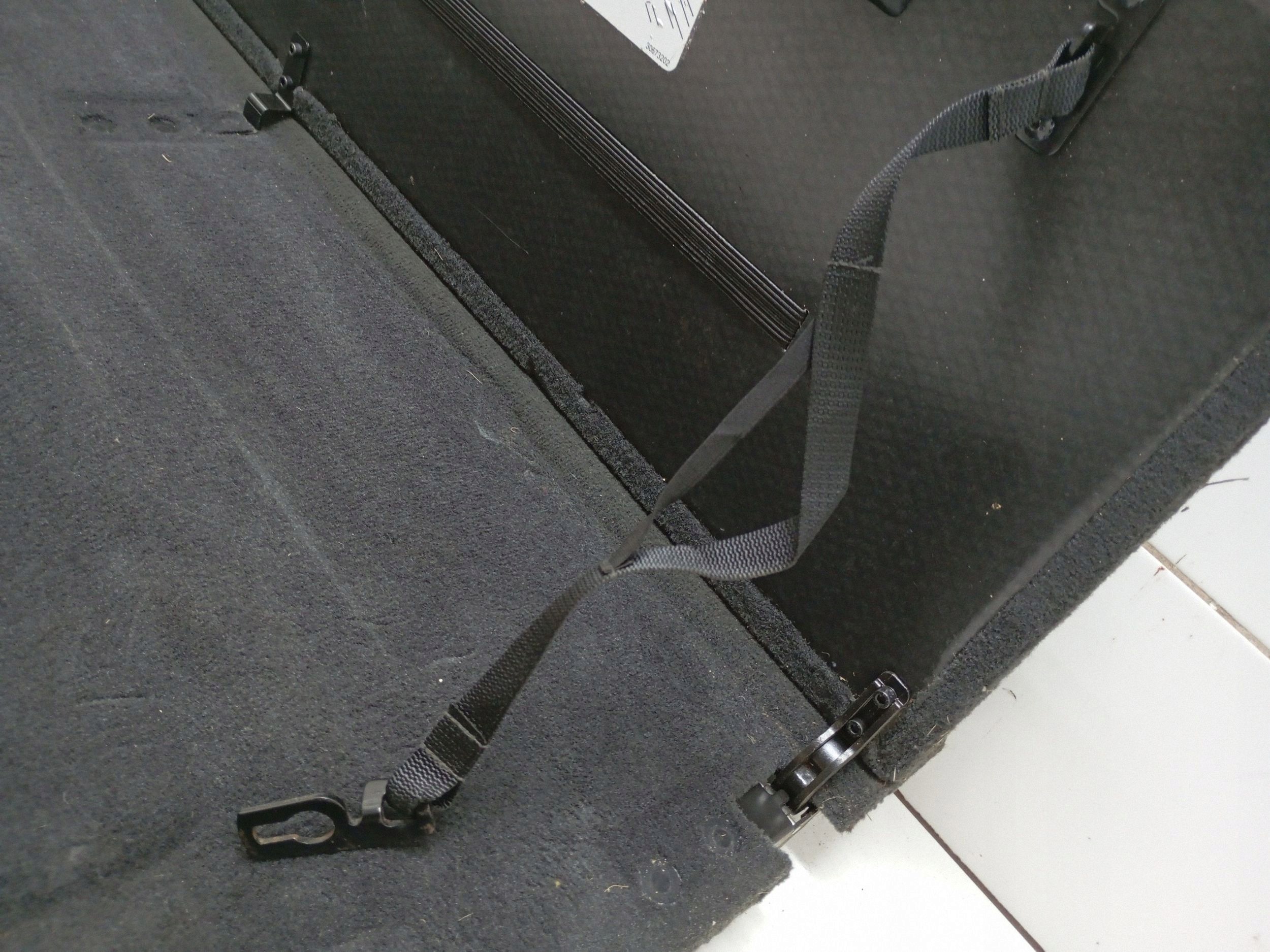 Volvo XC90 kofferbakmat OEM 39813984 image 7
