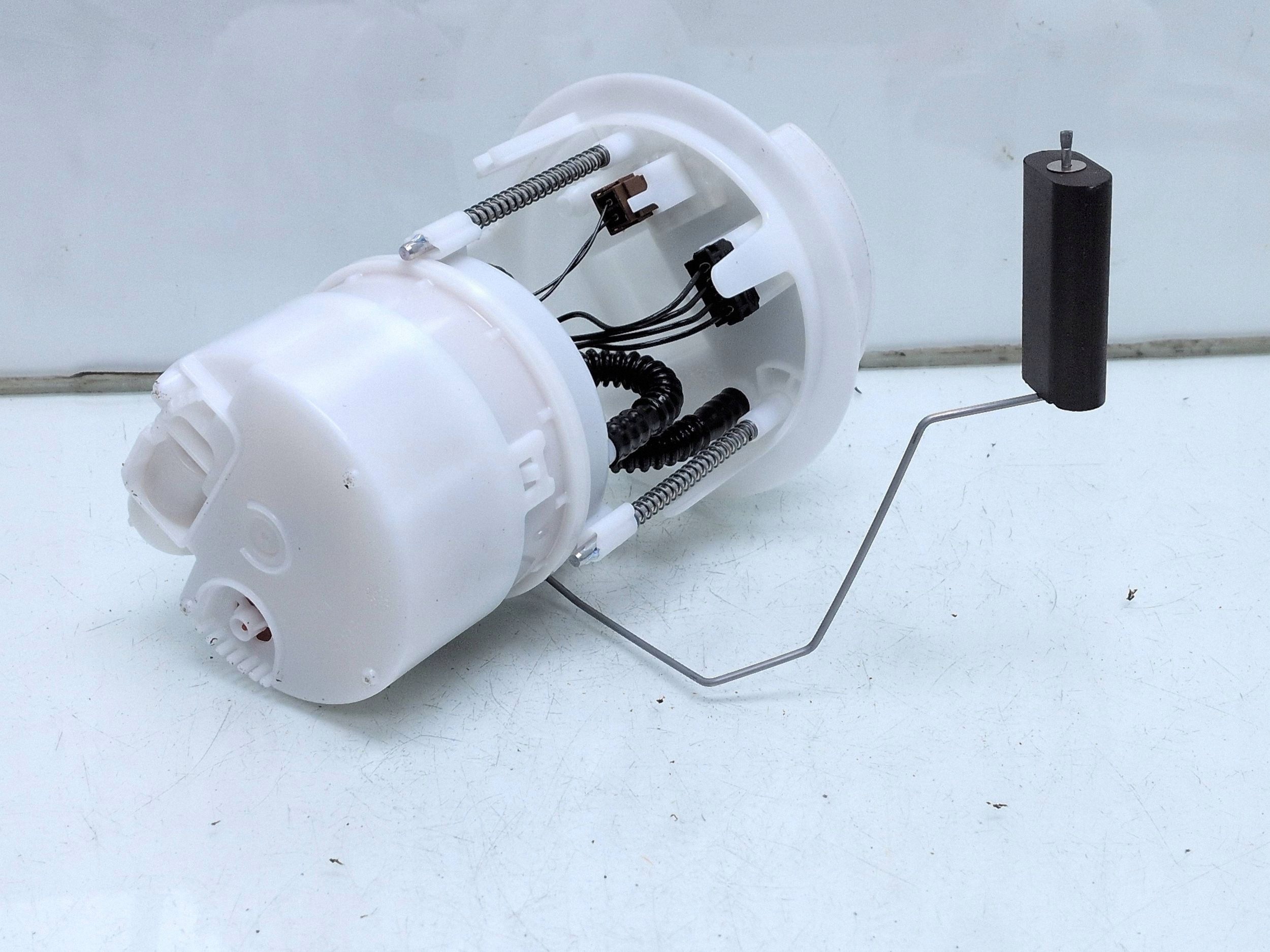 Opel Grandland Bränslepump OEM 9844352980 - Bensin image 4