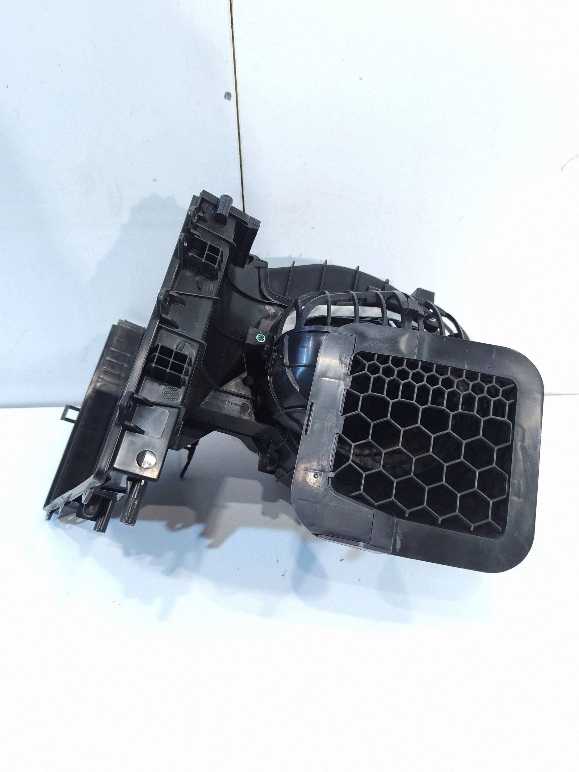 Verwarmingsventilator relais OEM 5Q0907521F Skoda Karoq image 2
