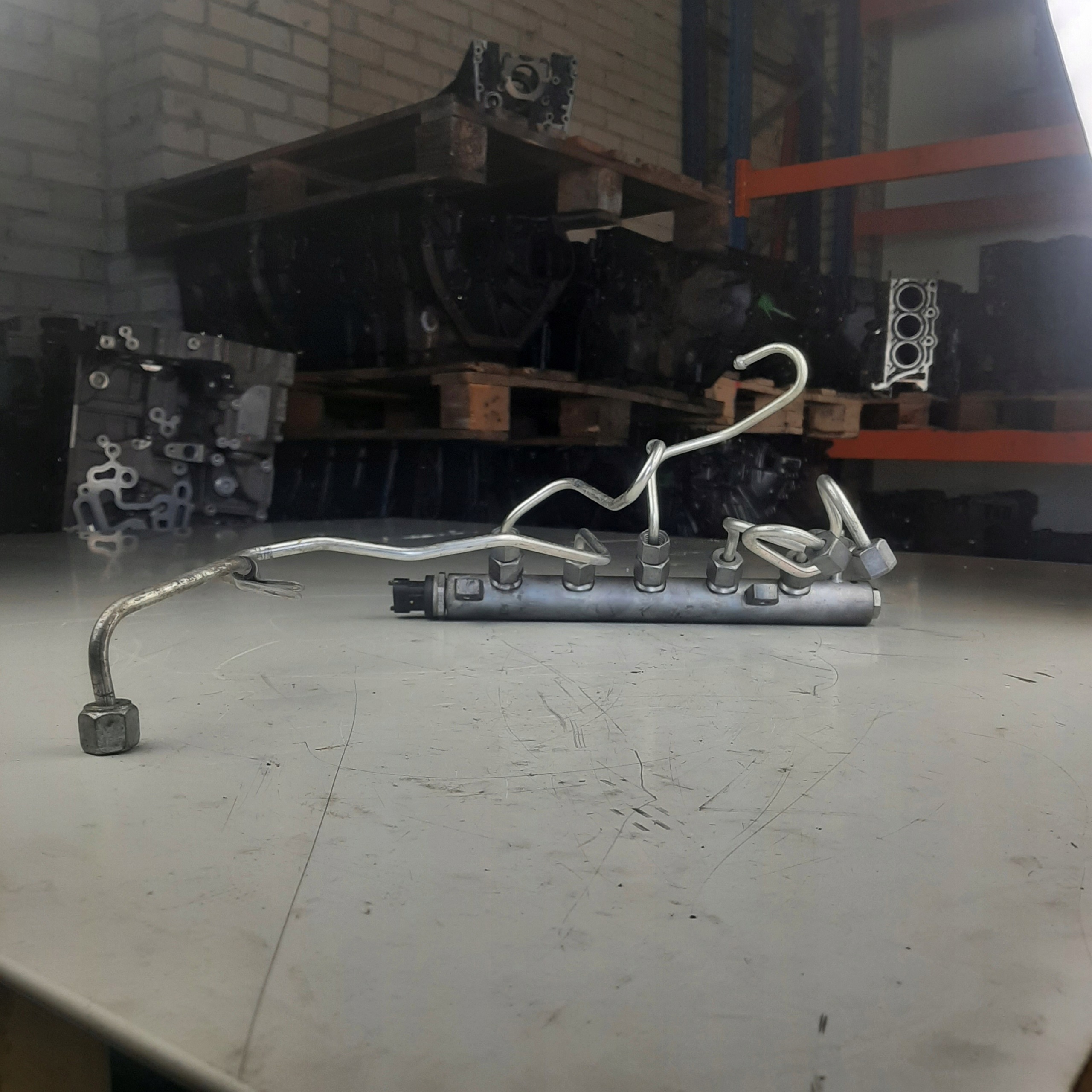 Rail d'injection Renault OE 175214823R d'occasion image 3