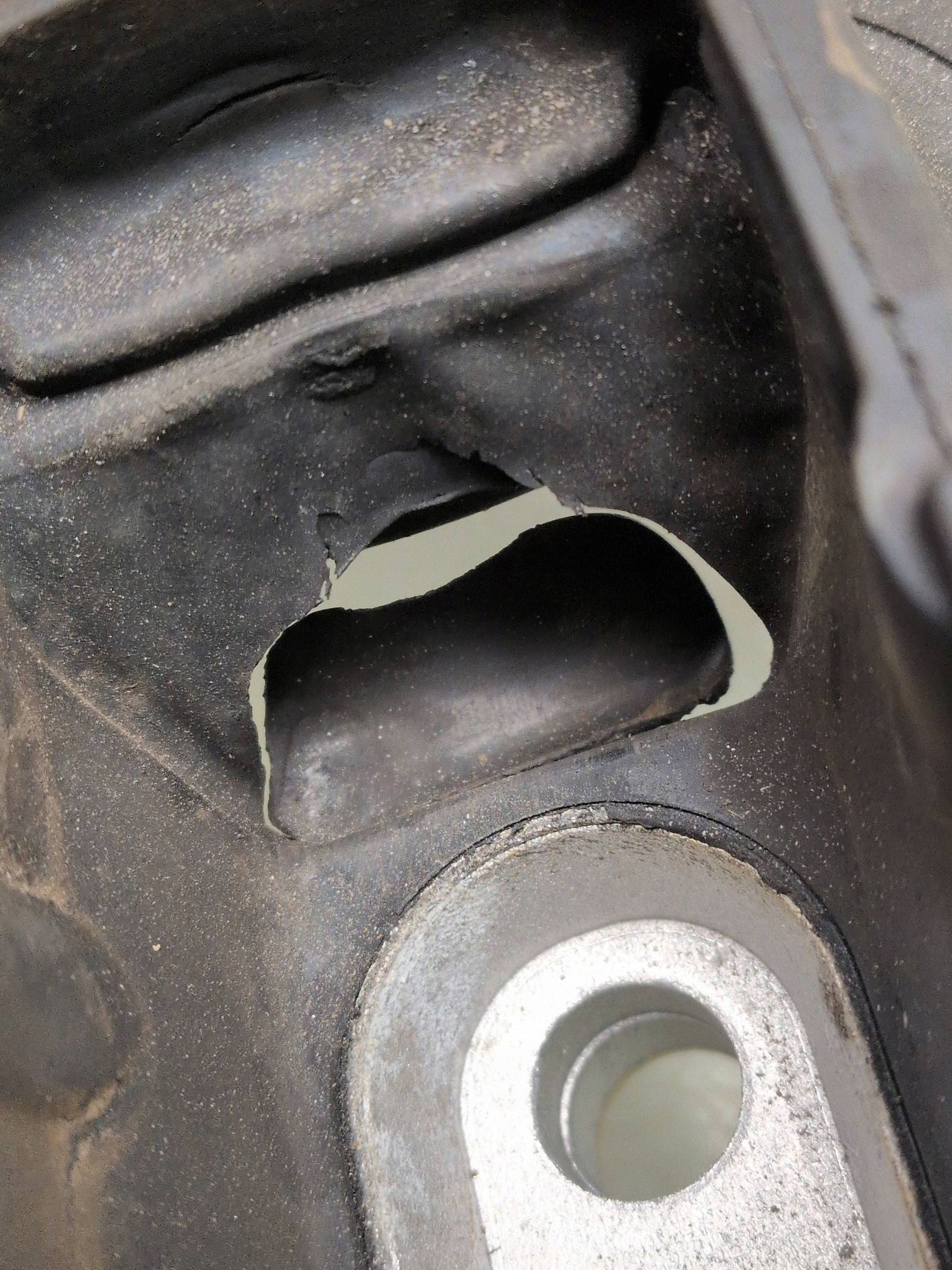 Peugeot OE 9812667680 Support Boîte Usagé image 5