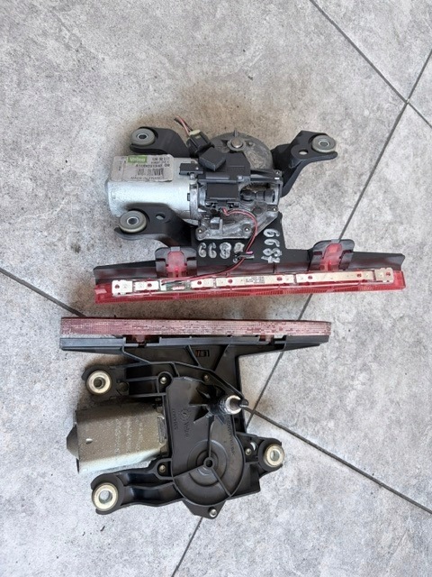 Achterruitenwissermotor OEM A1698201340 voor Mercedes image 2