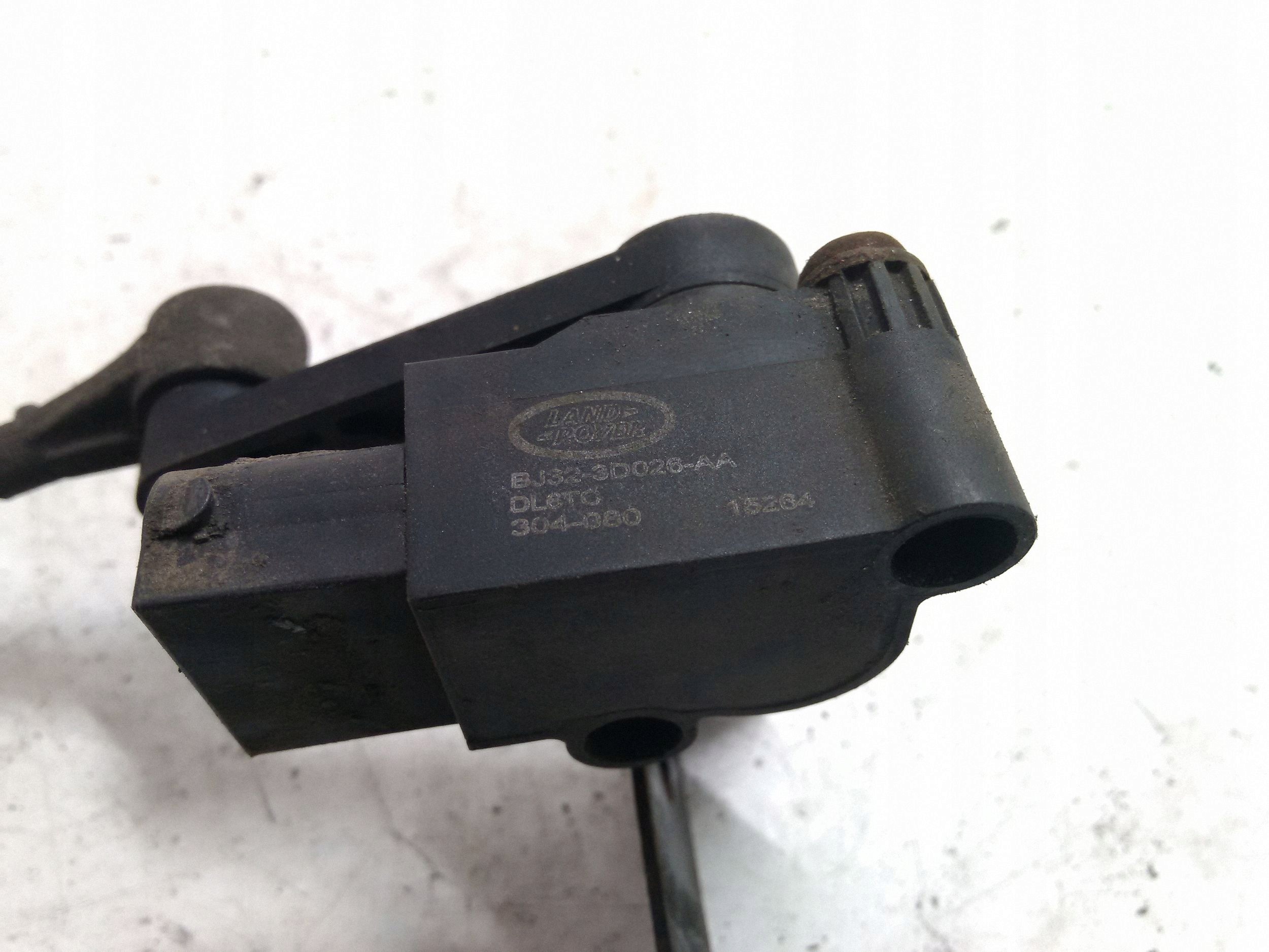 Taka-oikea korkeusanturi OEM BJ323D026AA