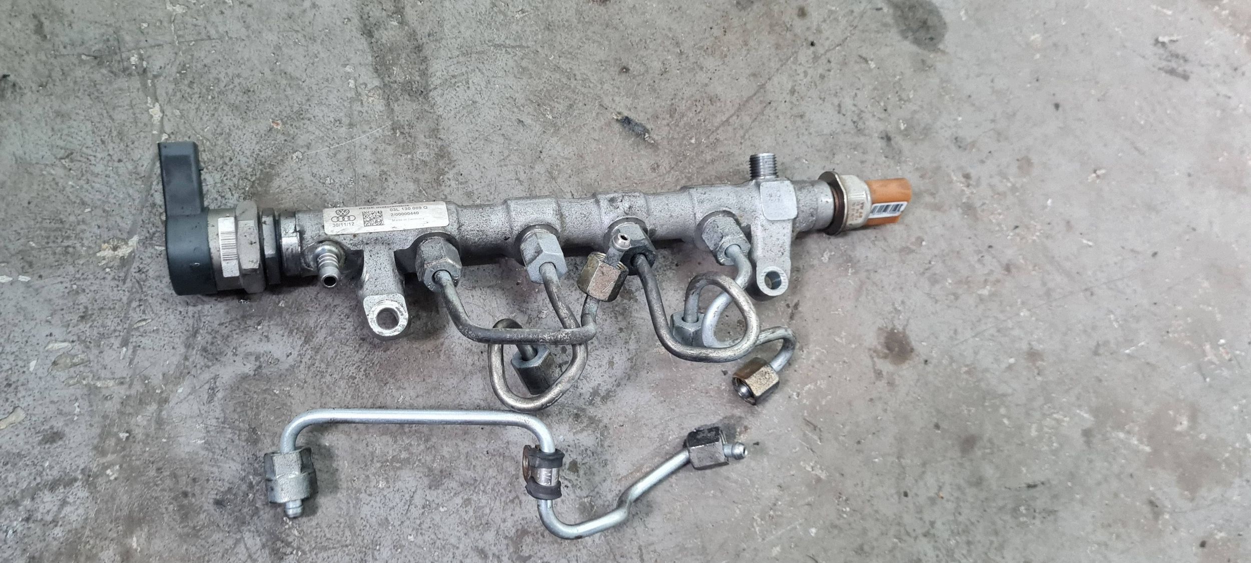 Insprutningsrörssensor OEM 03L130089Q för Audi A6 C7 2.0 TDI image 2