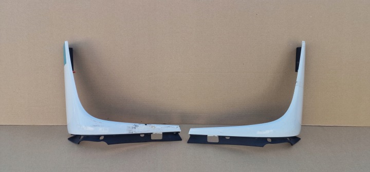 Mitsubishi Fuso Canter Euro 6 ohjaamon kulma, oikea ML310761
