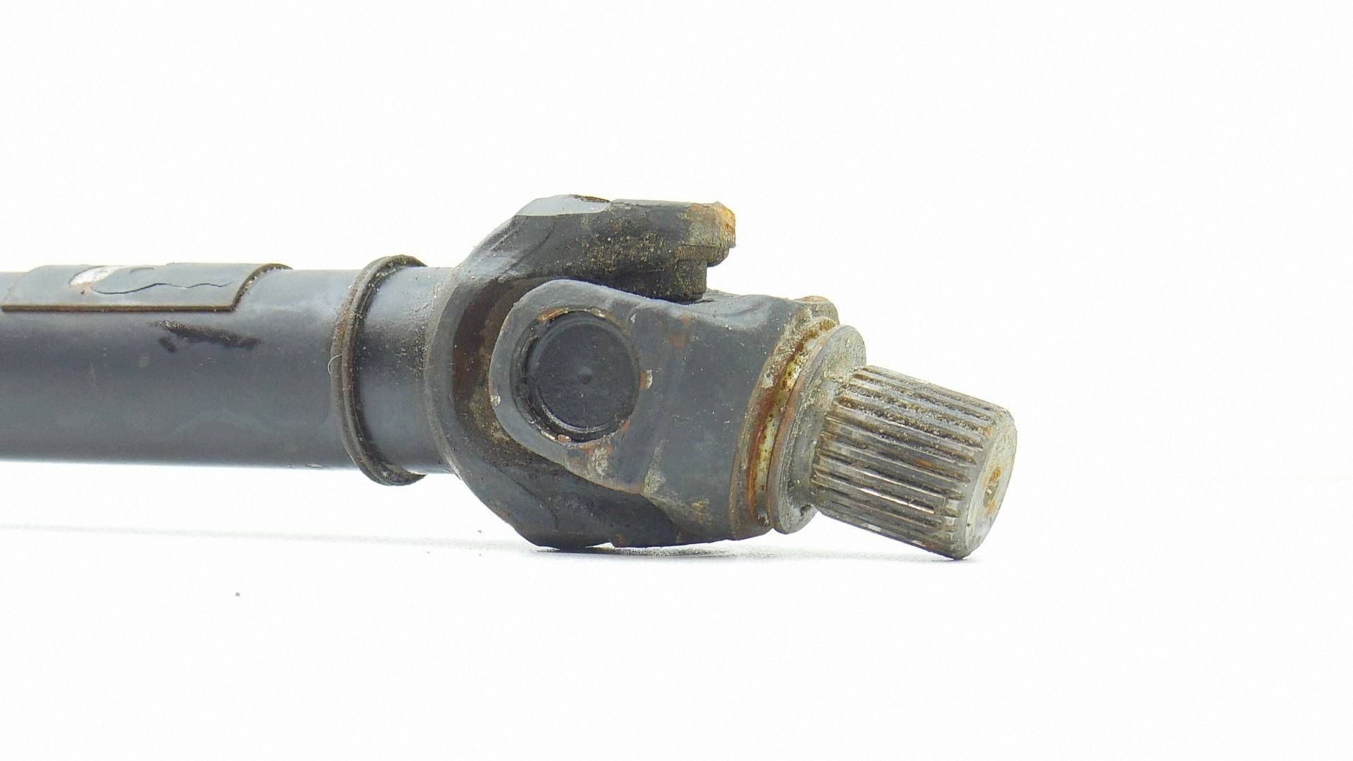 BMW X5 E70 Etuakselin vetoakseli OEM 8605866 - Käytetty