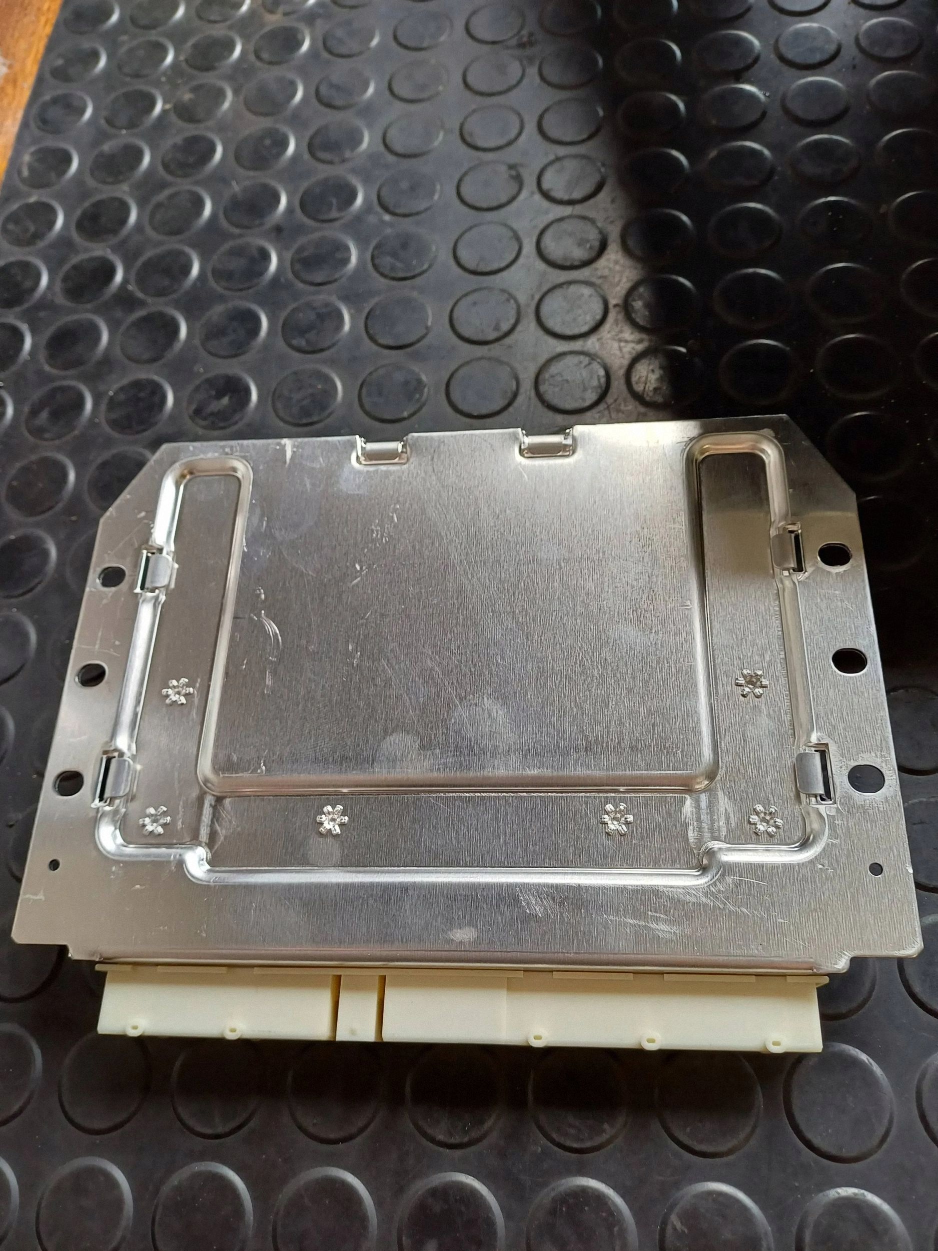 Module de suspension pneumatique Porsche Macan OEM 95B907557Q