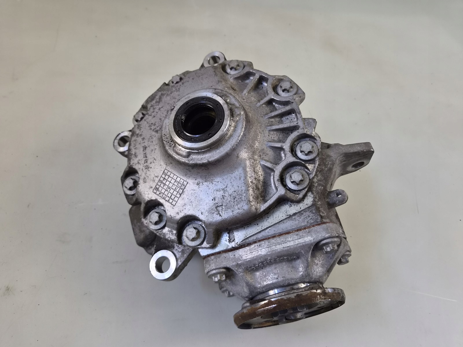 Mercedes Vorderdifferenzial OEM A2053304107 Gebraucht image 8