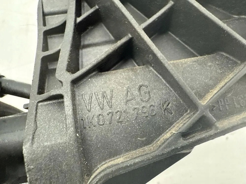 Pedal Bomba Embrague OEM 3C1721059AM VW Passat B6 image 7