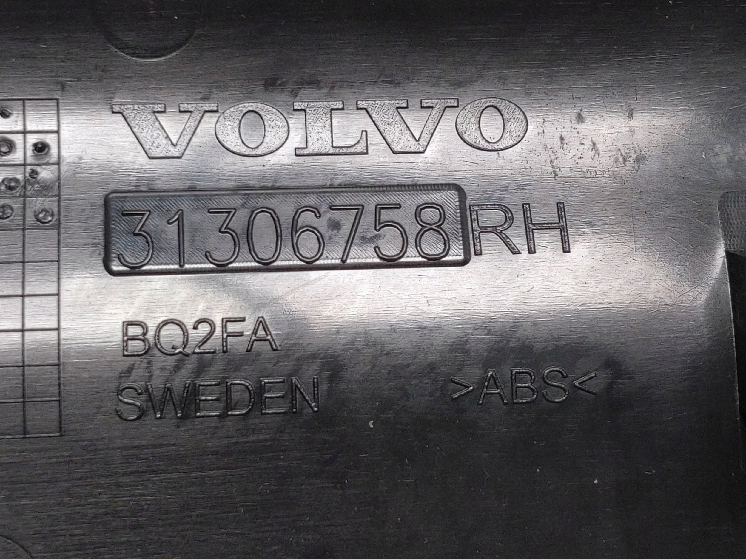 Volvo V60 Lift 13-18 Aro Direito OEM 31306758 image 4