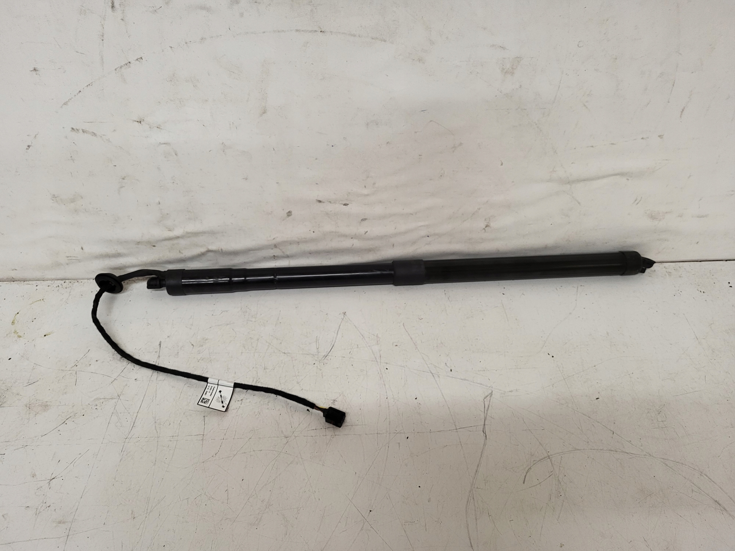 OEM 32296298 Tailgate Strut for Volvo V60 II image 2
