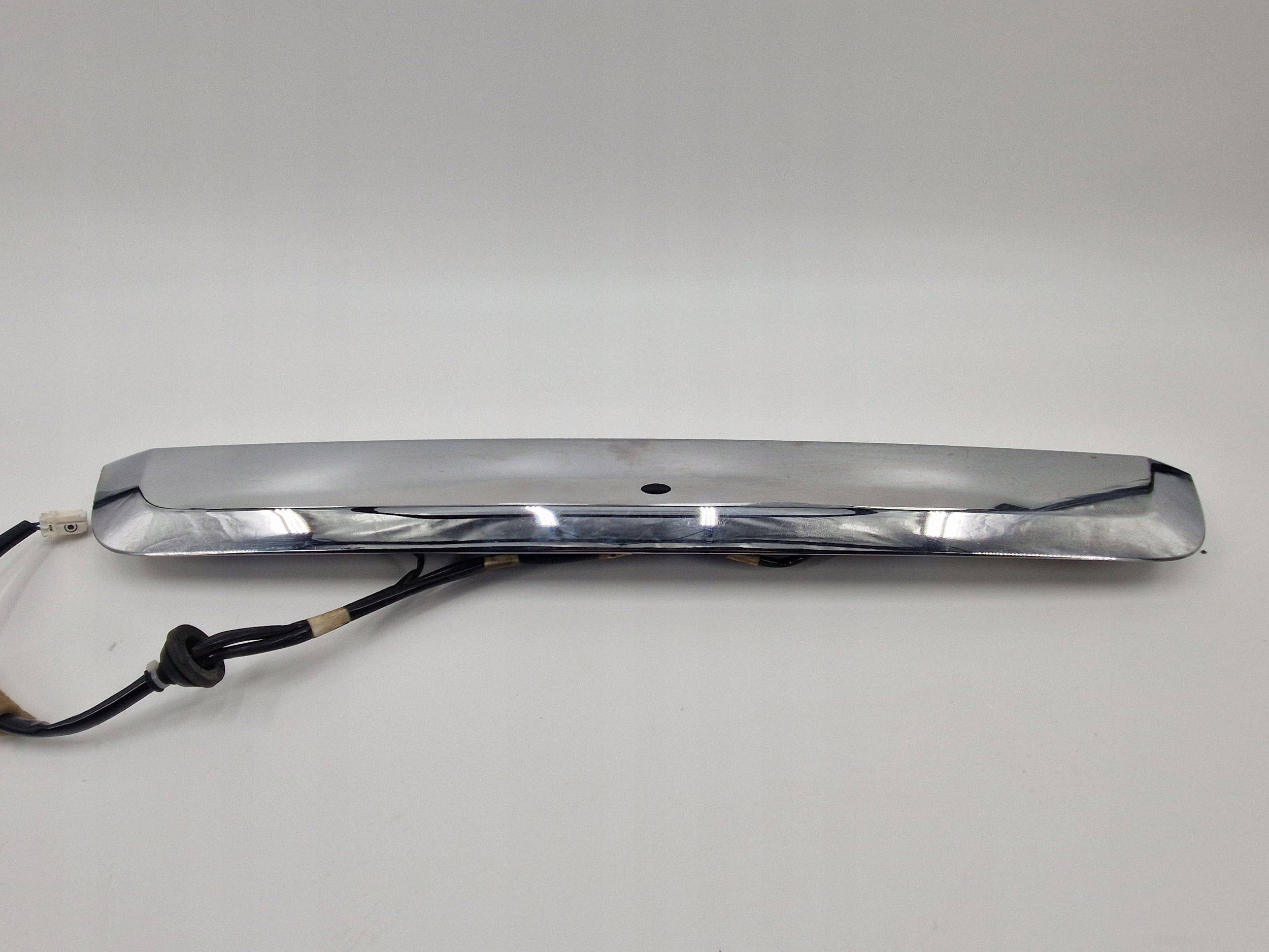 Nissan X-Trail T31 Heckklappenleiste OEM 90810JG00B image 2