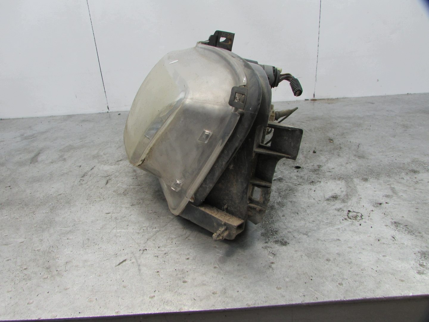 Fiat Stilo vasen etuvalo OEM 40795748 image 4