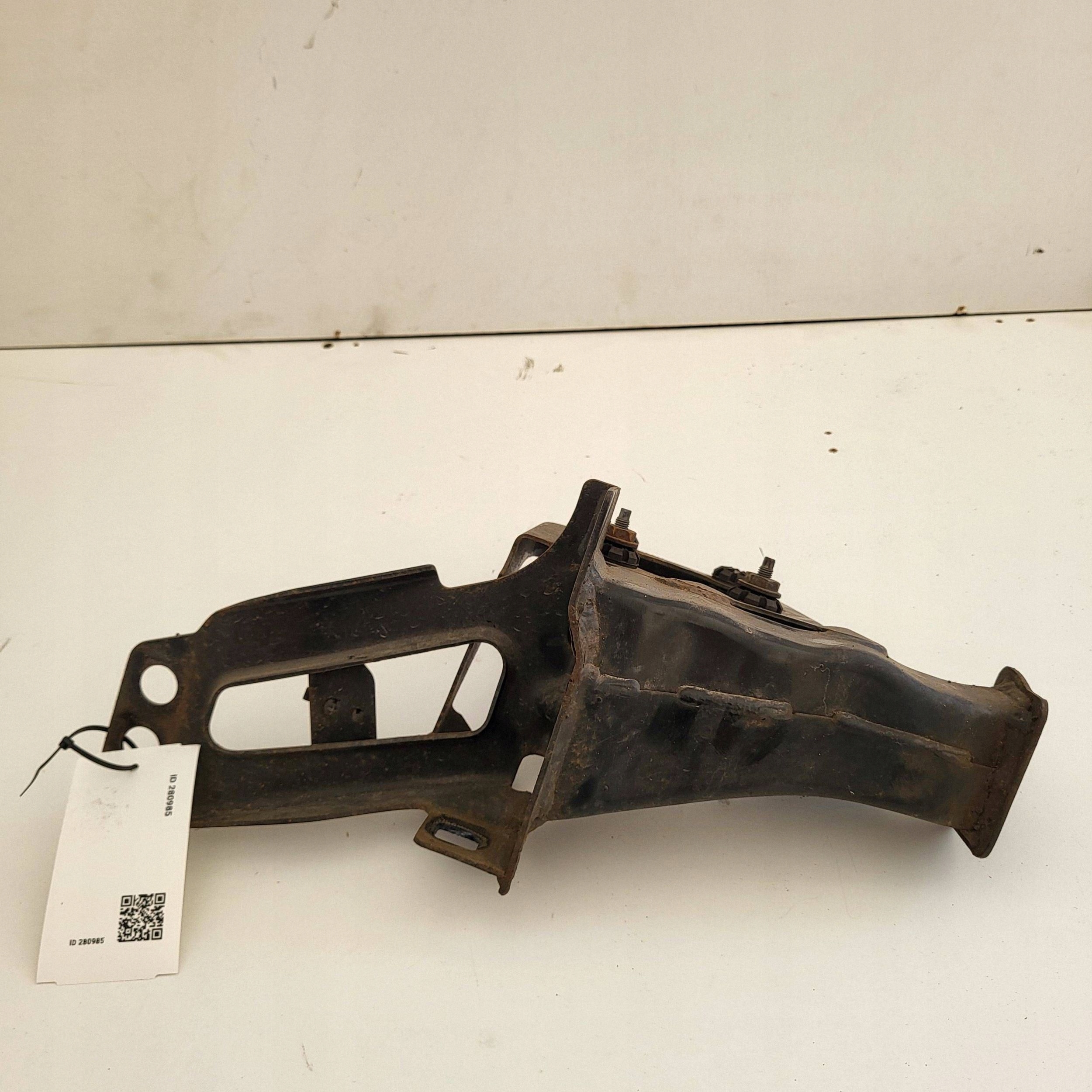 Support Zone de Déformation Volvo V60 Gauche OEM 31362373 image 2