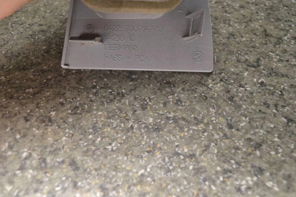 Rechte Lüftungsgitter OEM 14121810 BMW 5 F07 image 2