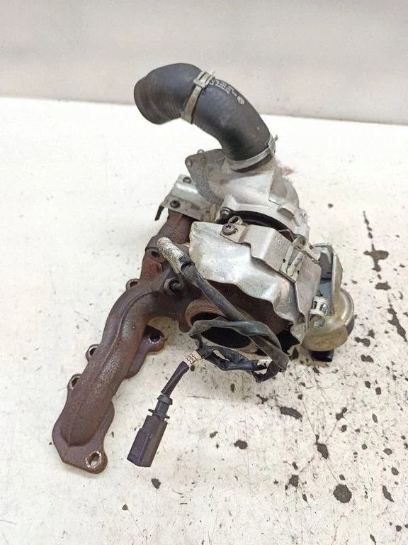 Turbo Skoda OE OEM 04L253010B - Usado