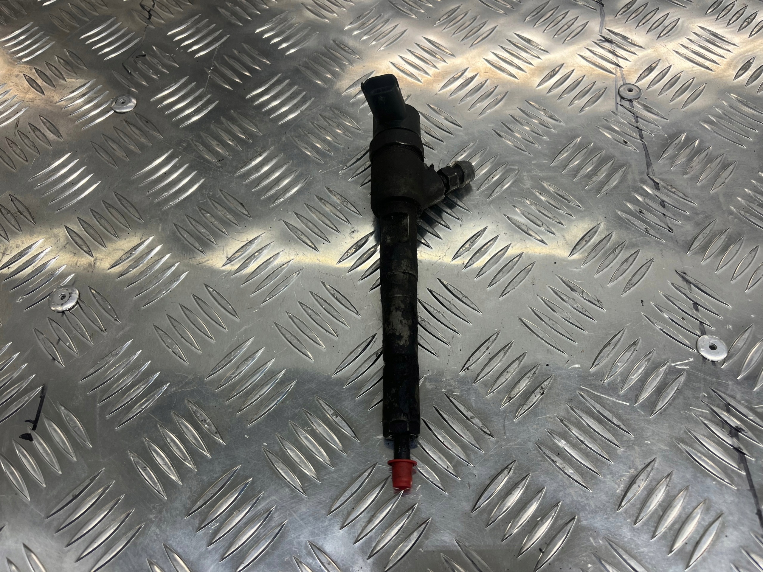 Suutin OEM 0445110183 Opel Astra H 1.3 CDTI:lle