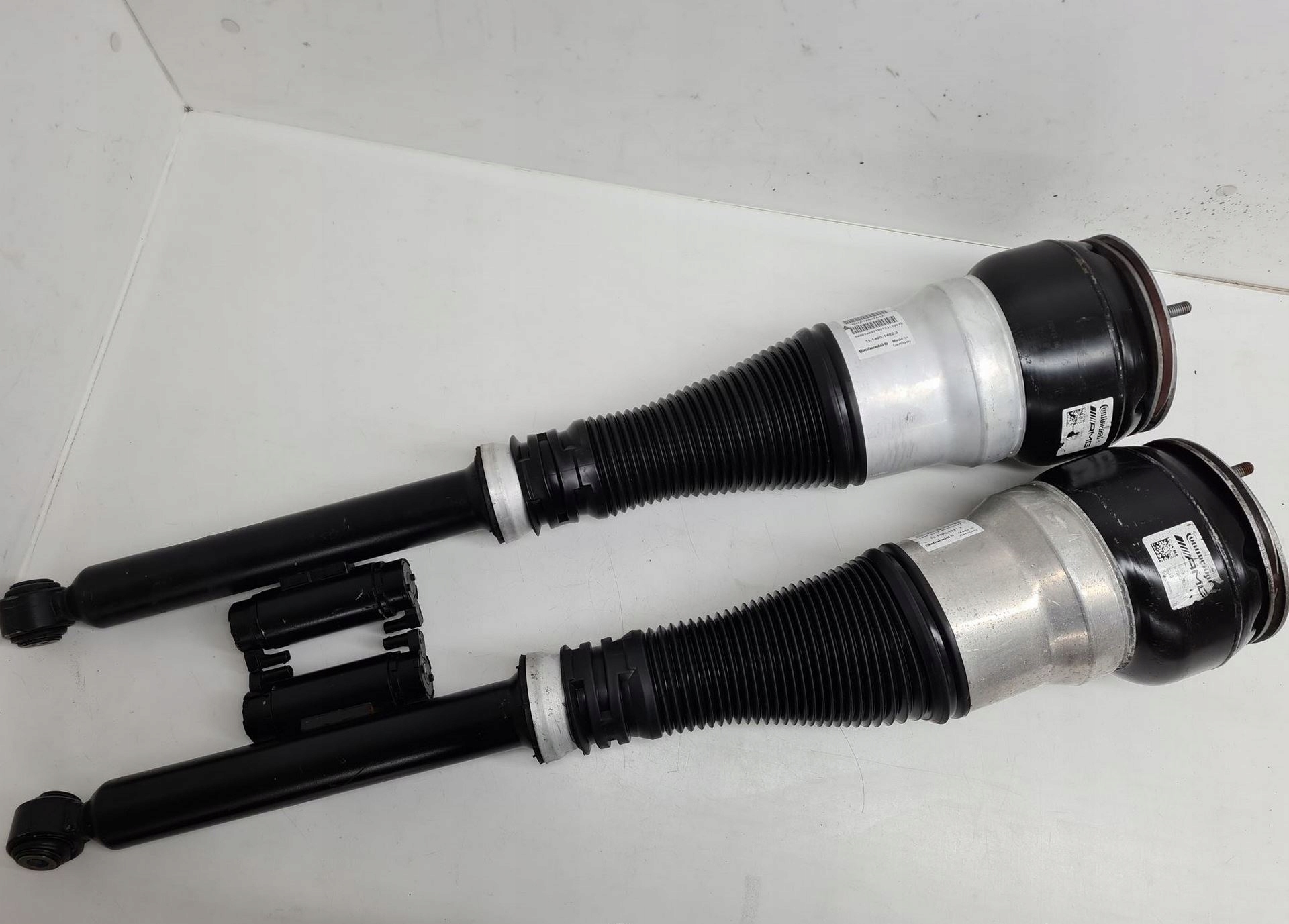 Mercedes C217 AMG Stoßdämpfer OEM A2173206101 image 8