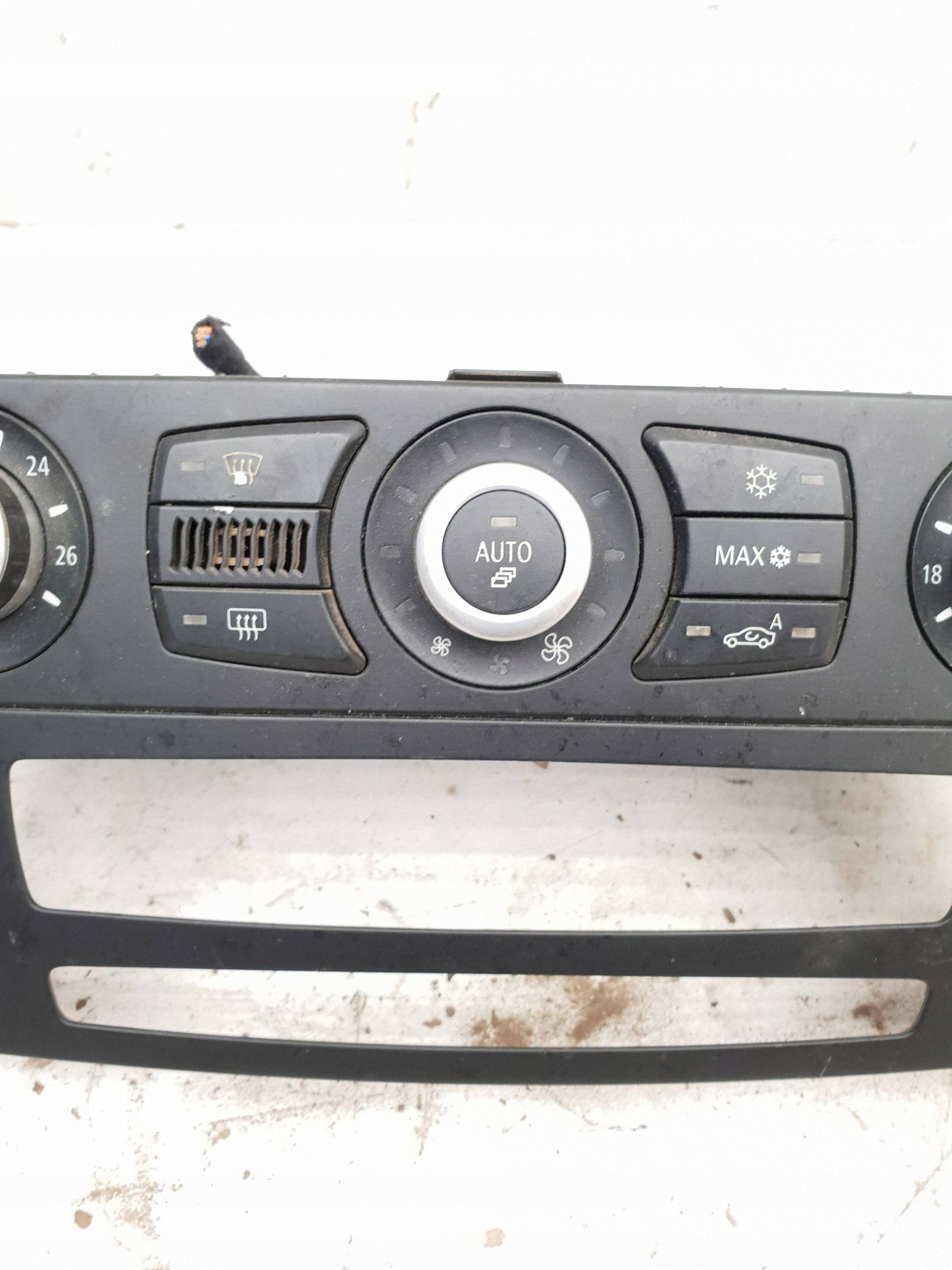 BMW 5 E60 E61 fram AC-panel OEM 9177717 image 6
