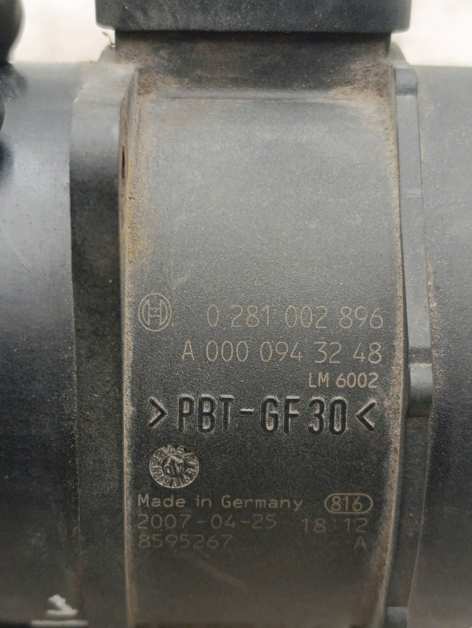 OEM 0281002896 Sensor de flujo de aire para VW Crafter 2.5 TDI image 6