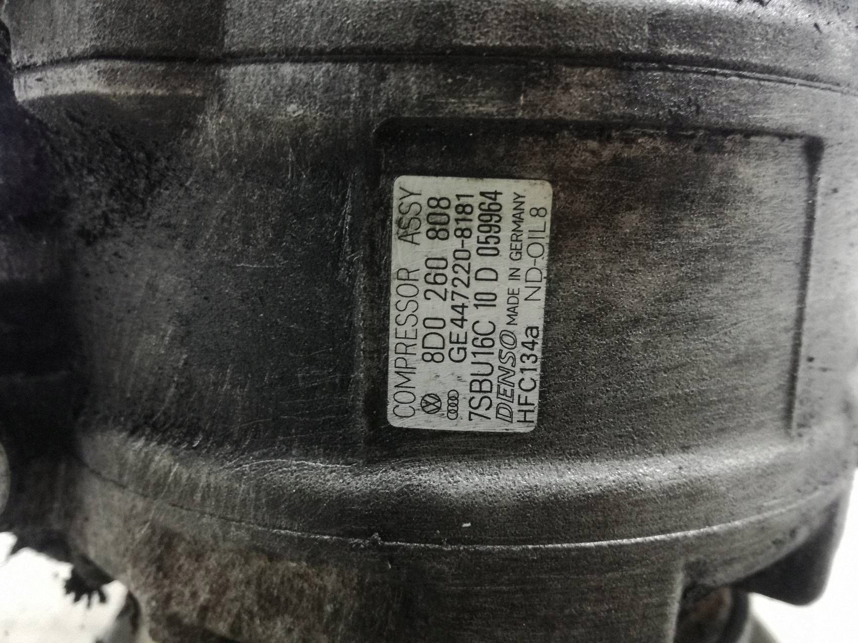 VW Passat B5 Ilmastointikompressori OEM 8D0260808 image 8