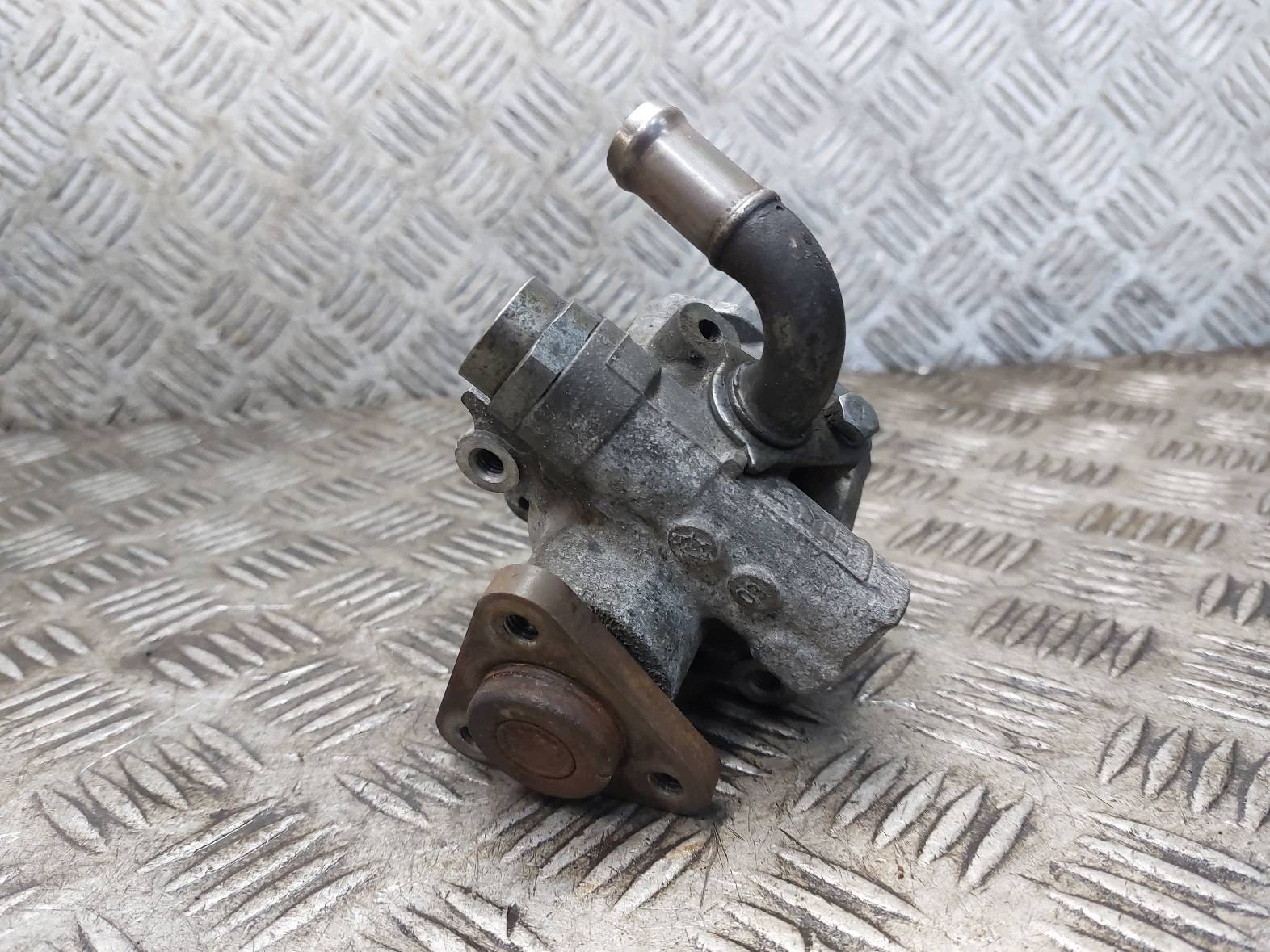Servopumpe VW Passat B5 OEM 8D0145156L