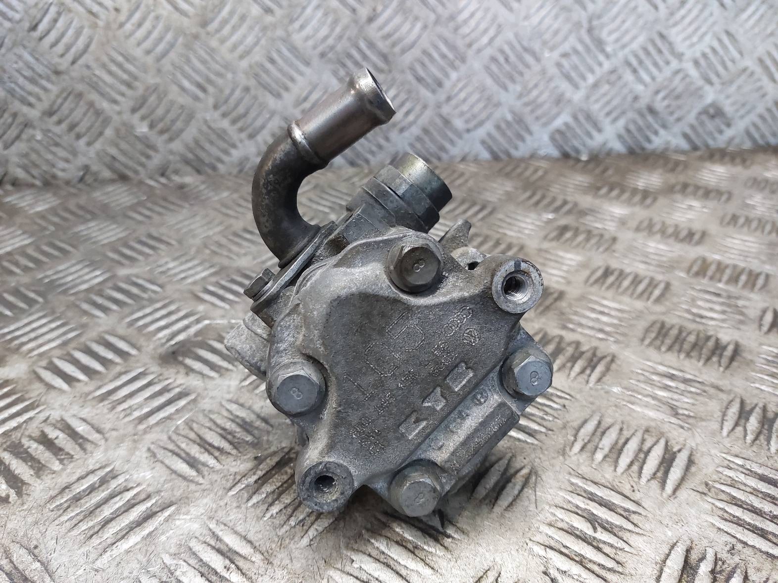 Pompe de direction VW Passat B5 OEM 8D0145156L image 3