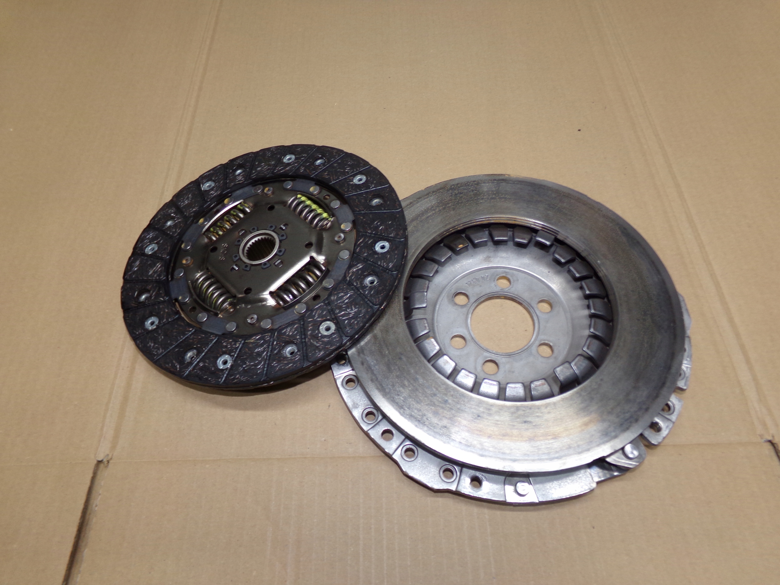 Gebrauchtes Drosselklappengehäuse OEM 036133062M - Volkswagen image 2