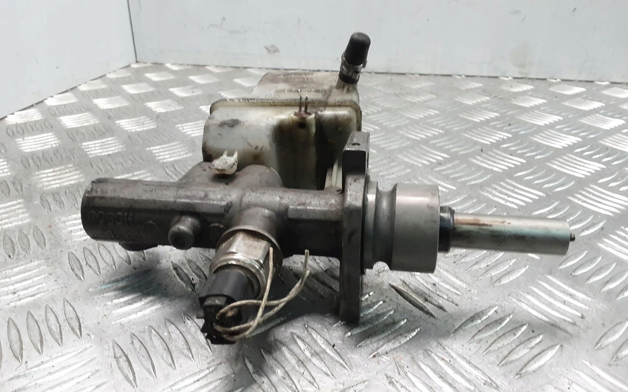 Jarru sylinteri OEM 0204221957 Citroën C5 III:lle image 3