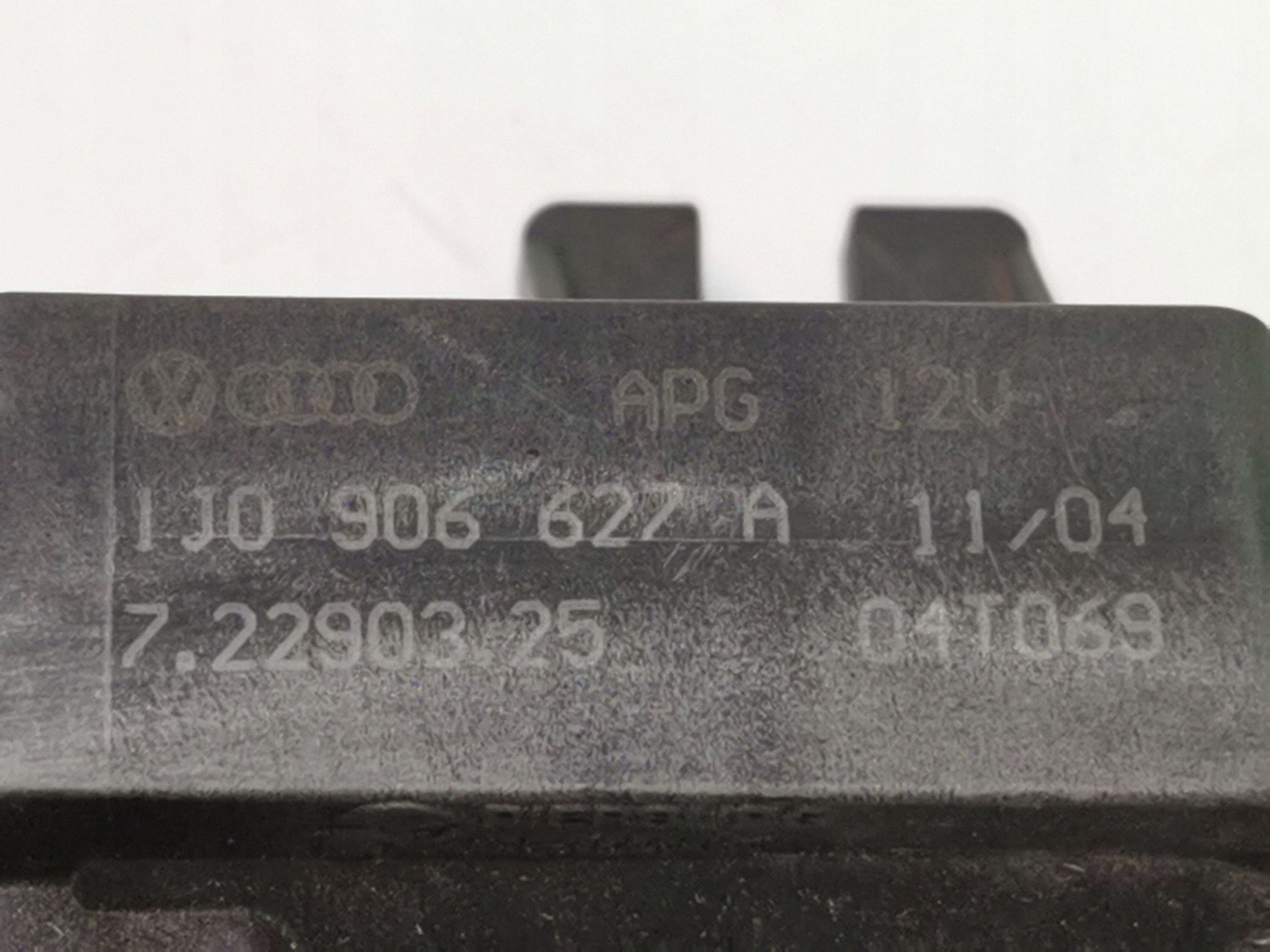 Gebrauchtes Skoda OE Magnetventil OEM 1J0906627A image 5