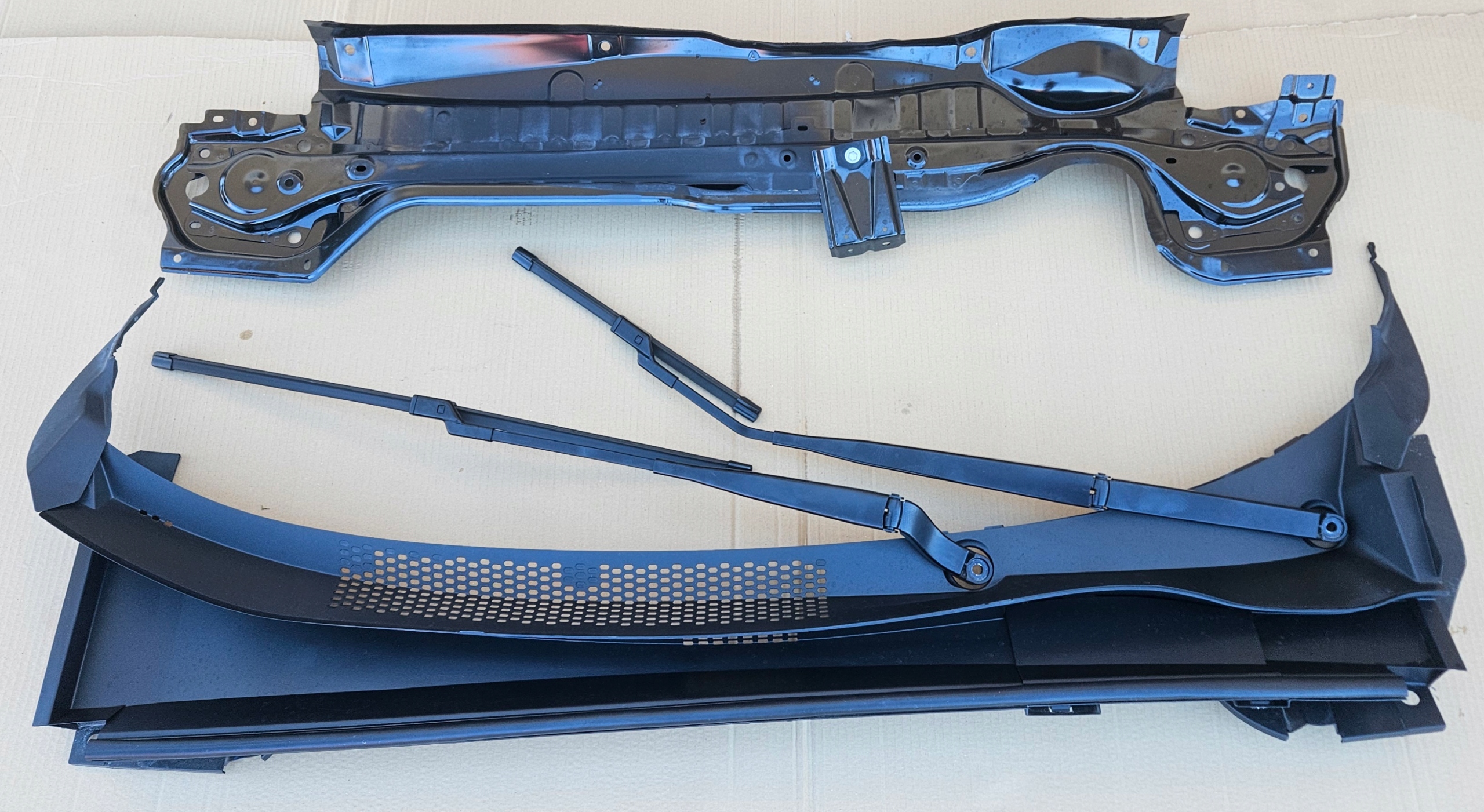 OEM 55752-F4070 obere Windschutzscheibenleiste für Toyota C-HR II
