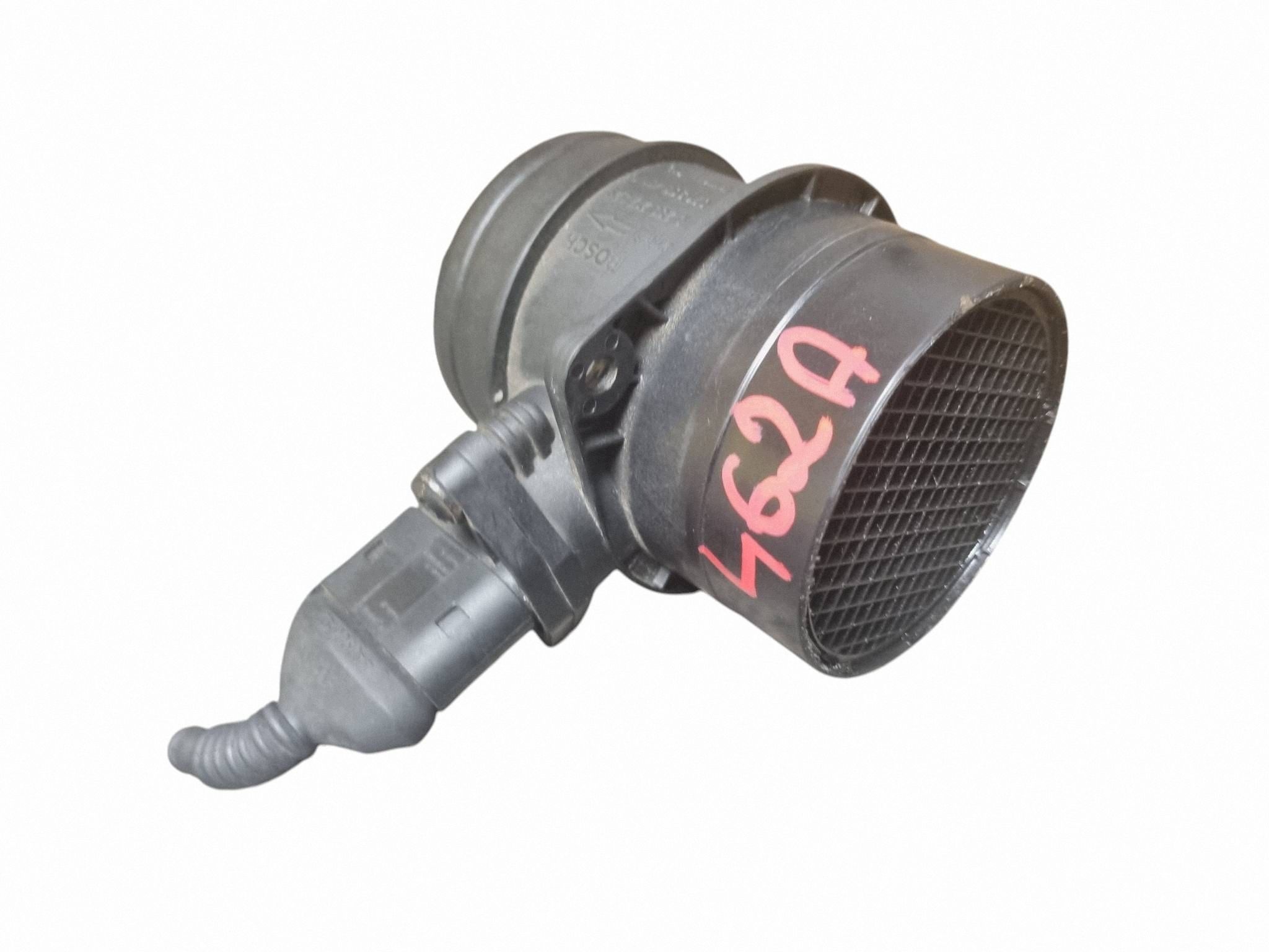 Sensor de Caudal VW OEM 0280217529 - Usado image 2