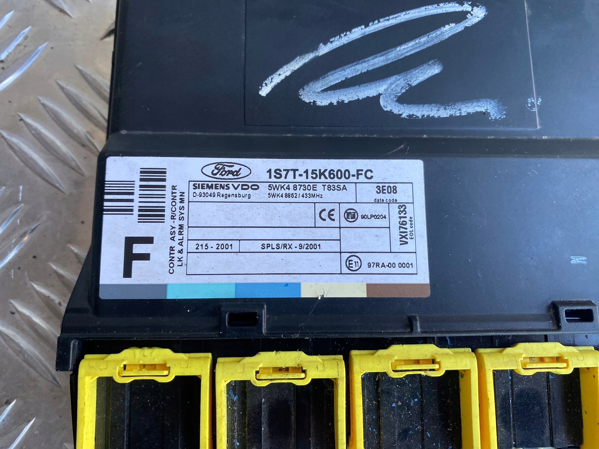 Ford Mukavuusmoduuli 1S7T15K600FC Focus Sedanille