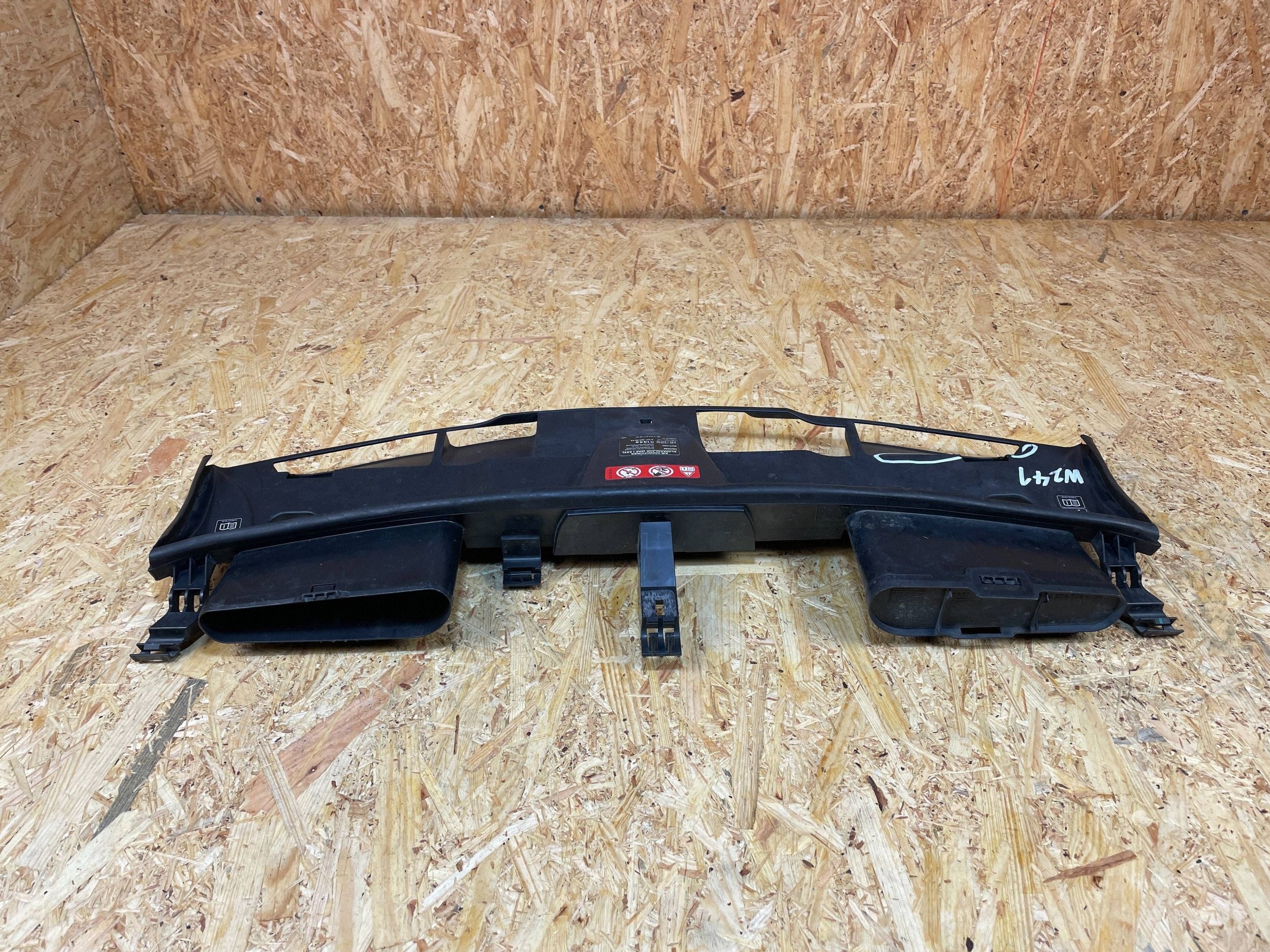 Övre bältskydd OEM A2125000255 för Mercedes E-klass W212 image 7