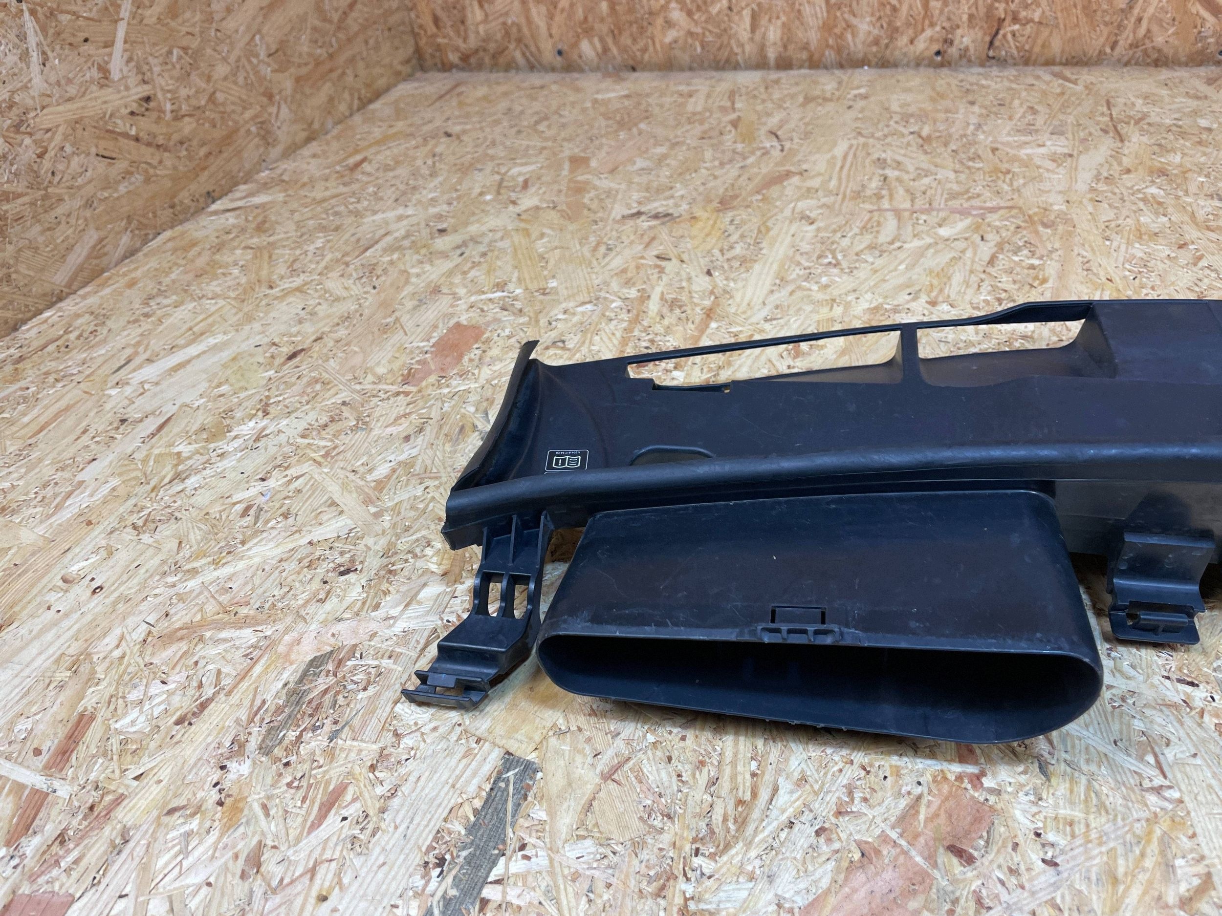 Övre bältskydd OEM A2125000255 för Mercedes E-klass W212 image 8