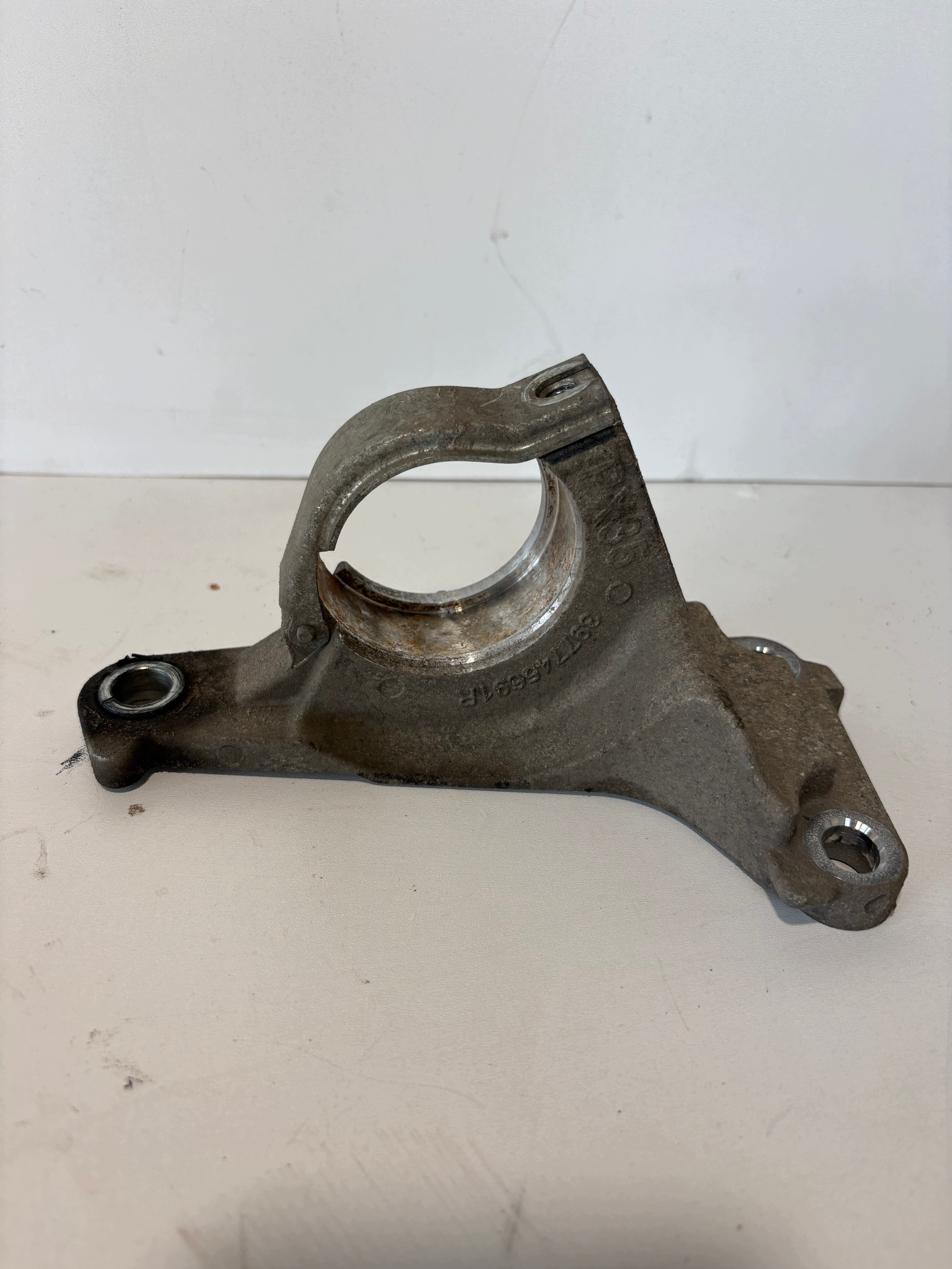 Suporte de eixo traseiro OEM 397745691R para Renault Trafic image 2
