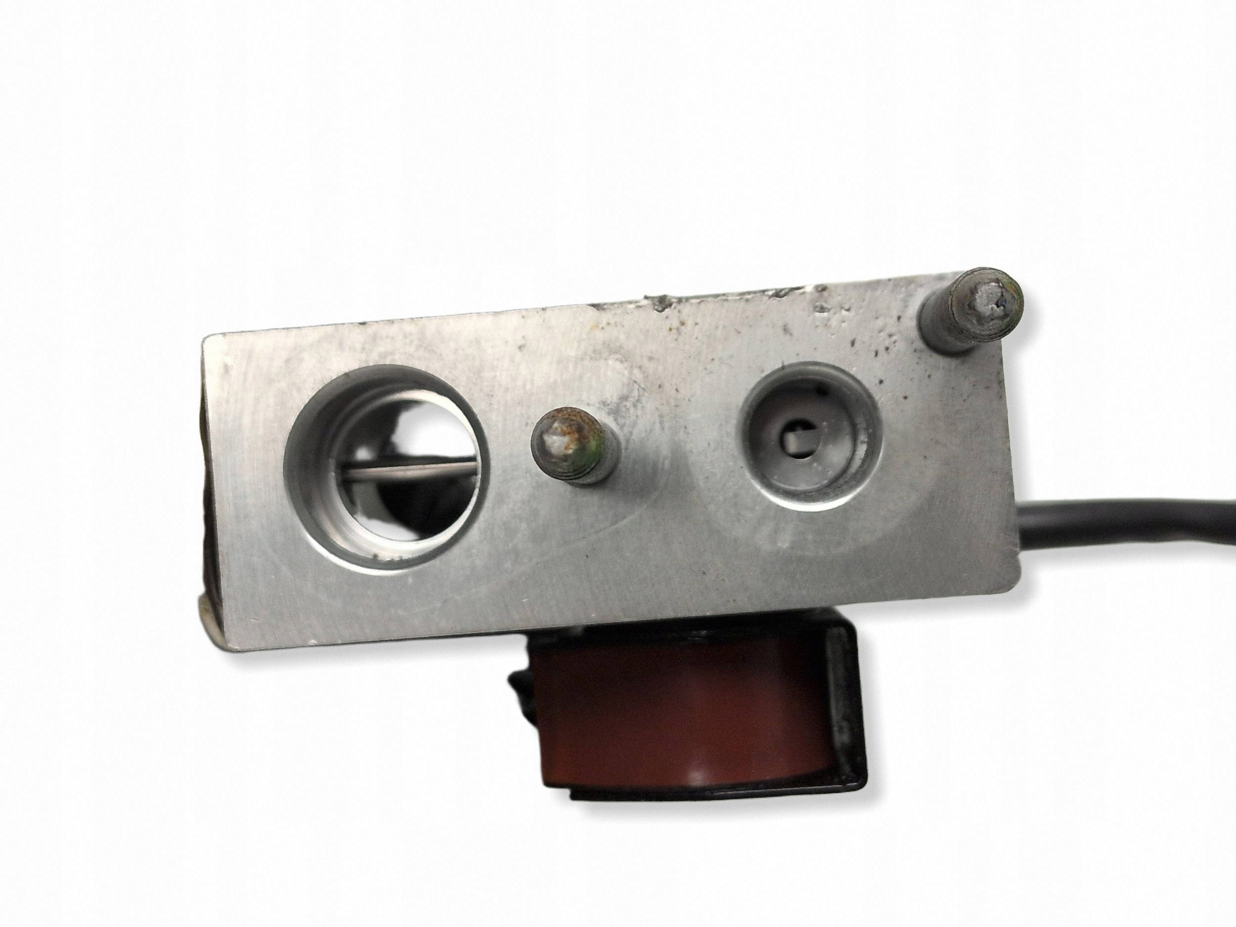Válvula de ar condicionado OEM T99085B Peugeot 2008 II elétrico 2019- image 5