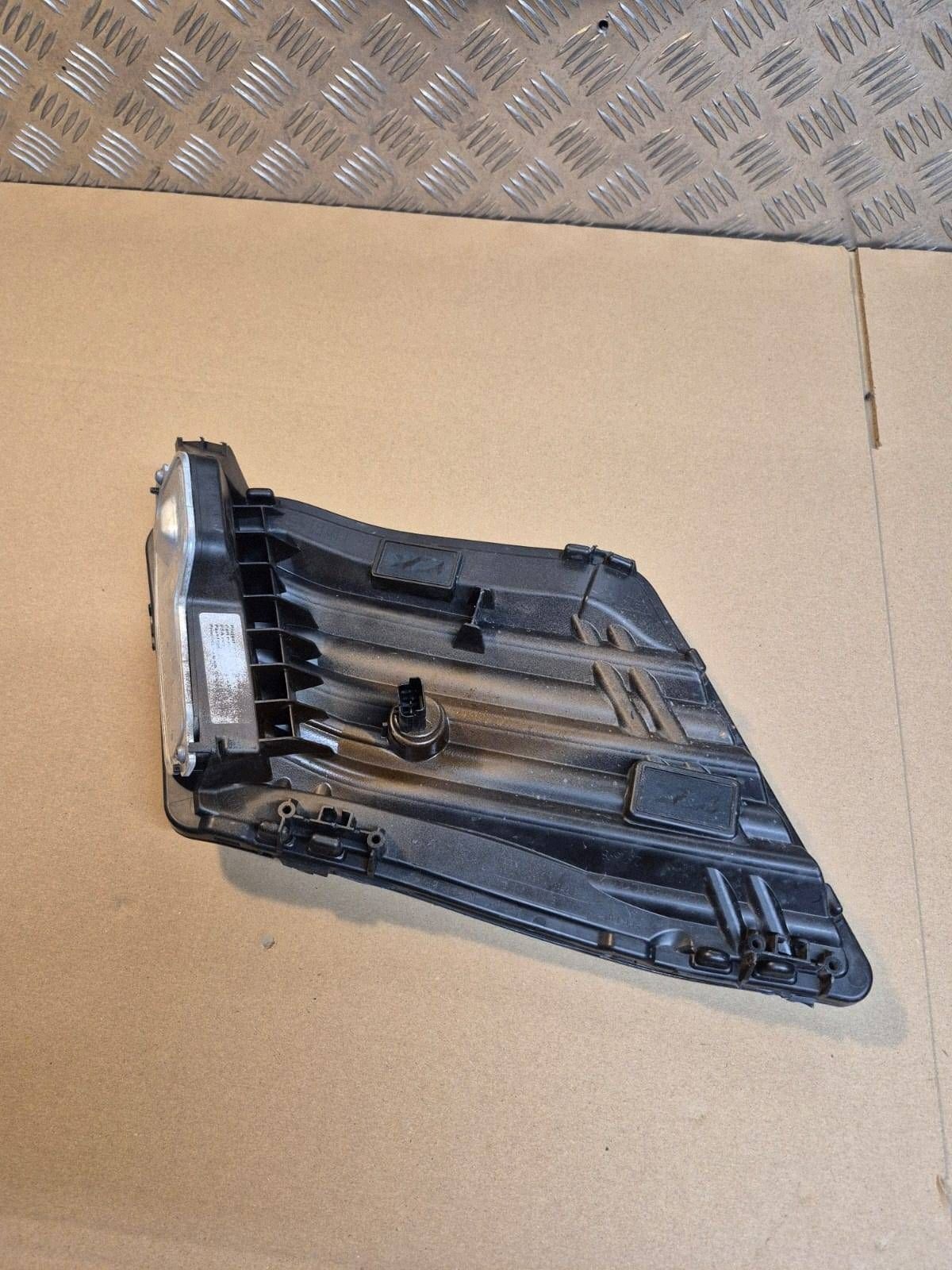 Peugeot 208 II LED Päivävalo Oikea OEM 9851053980