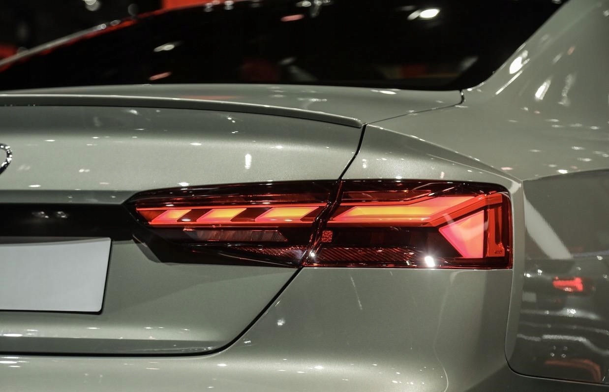 Spoiler OEM 8W6499594954 für Audi A5 S5 F5 8W6 Coupé image 2