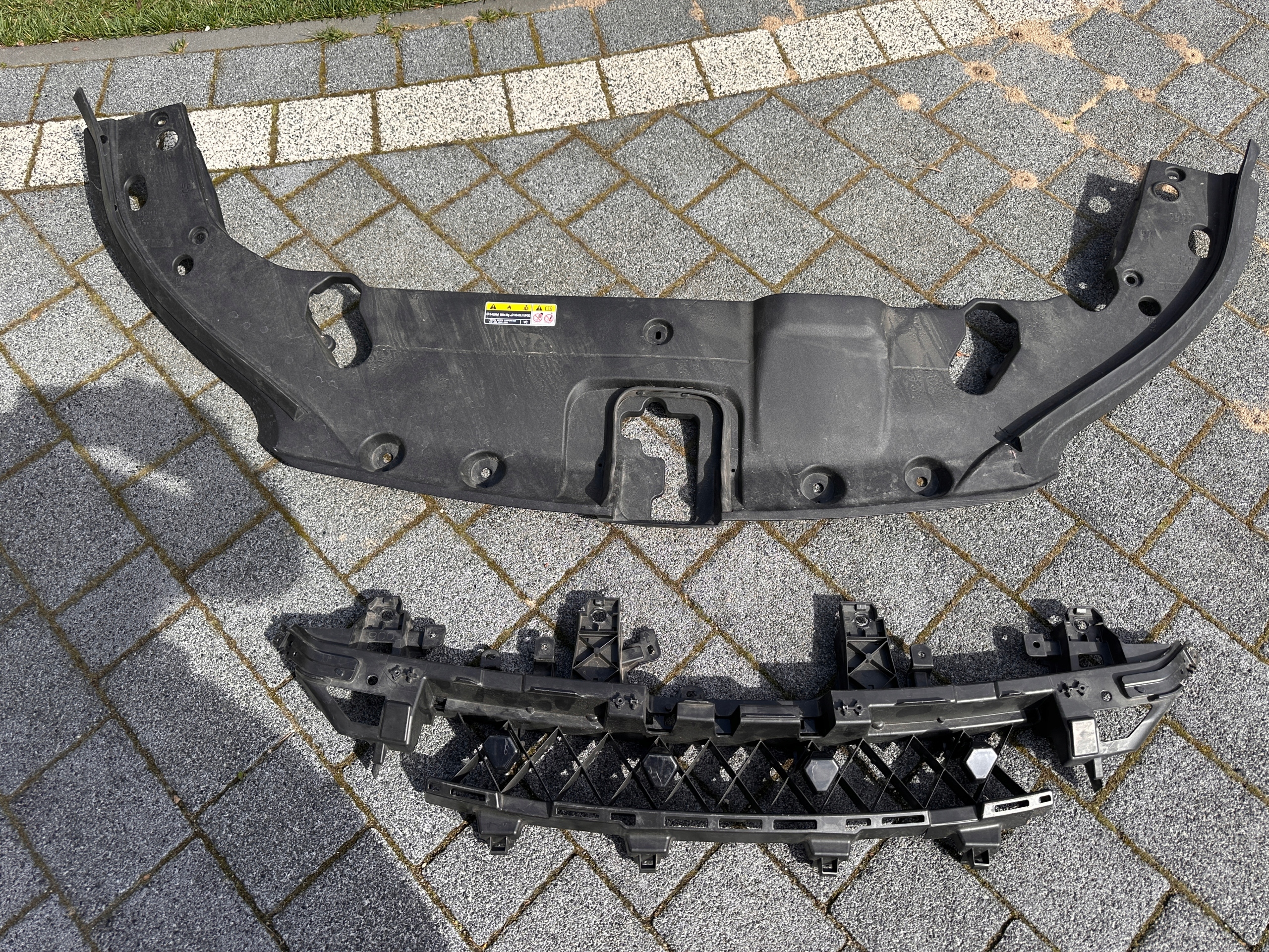 Cubierta de correa Lexus RX OEM 53295-48080 - Usado image 2