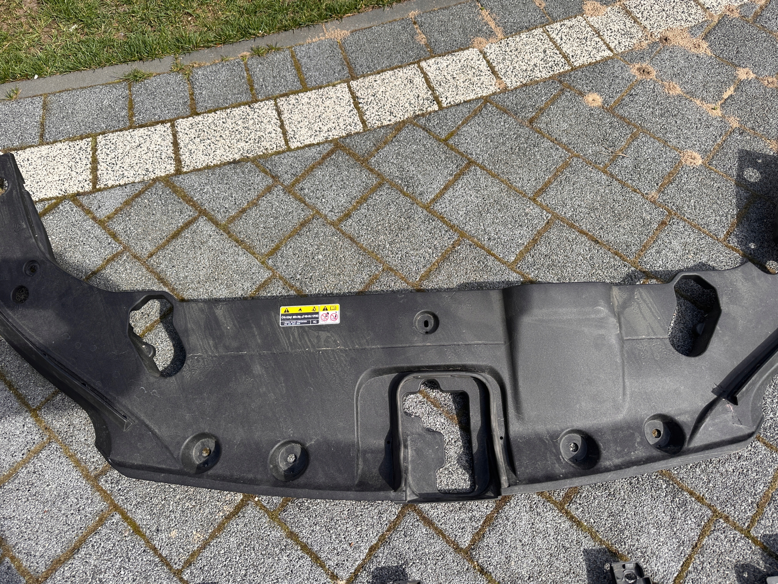 Lexus RX hihnakansi OEM 53295-48080 - Käytetty