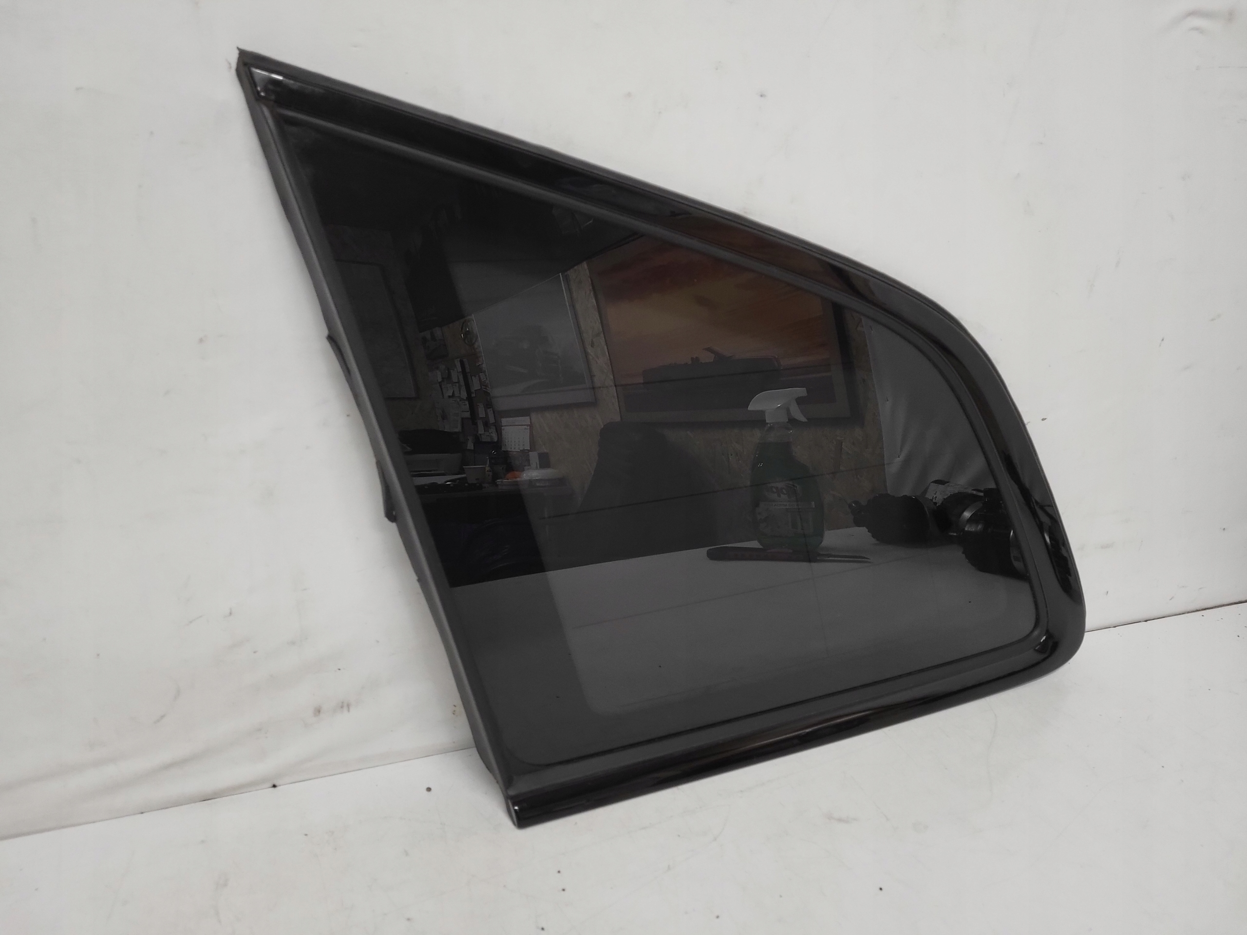 Käytetty Taka Vasen Lasi OEM 32314871 Volvo XC60 II