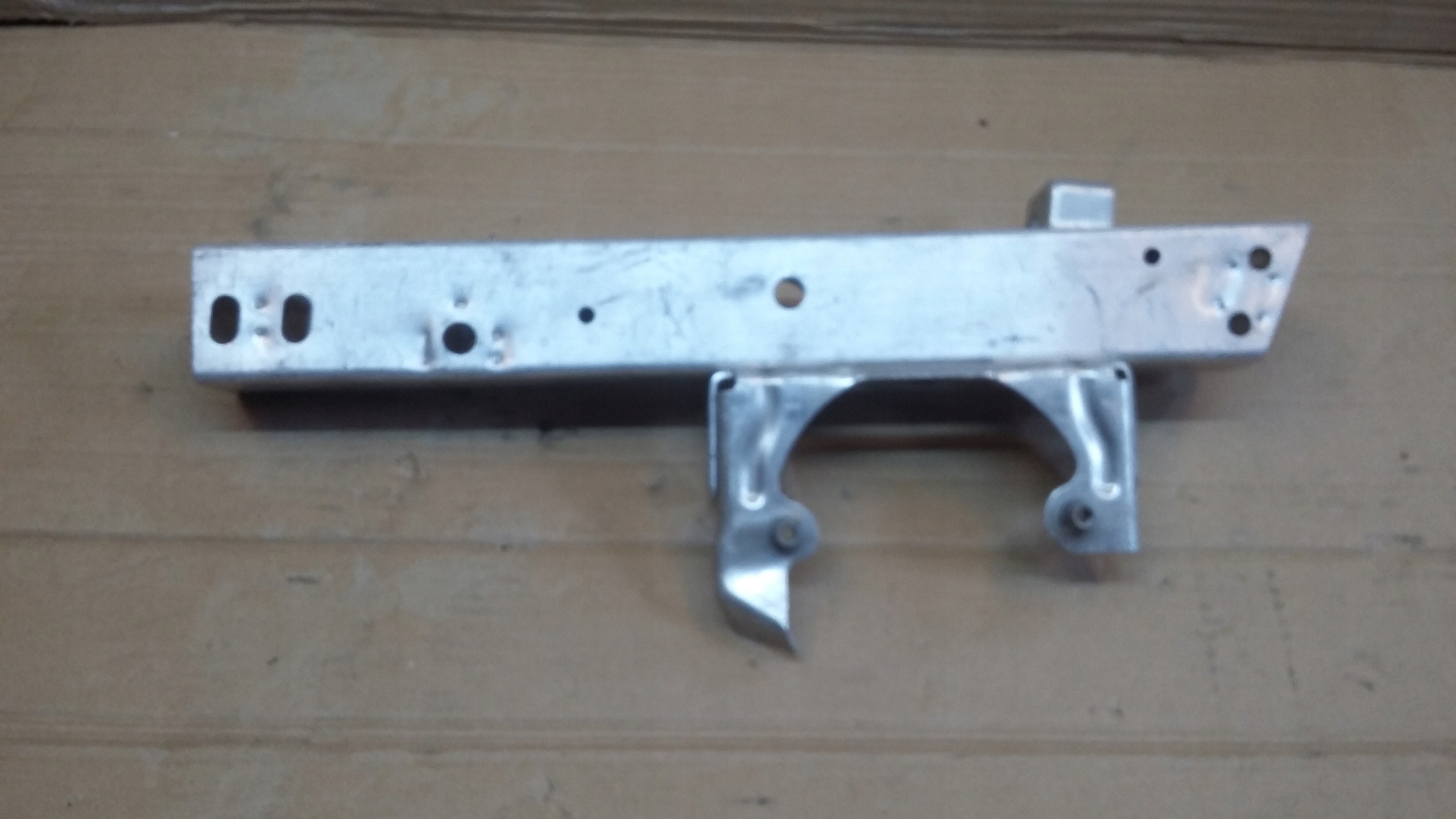 Panel Zona de Choque Izquierda BMW i3 OEM D5222076000 image 2