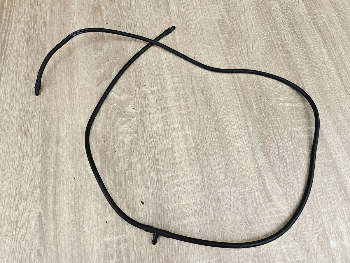 Tubo Limpiaparabrisas BMW G26 G20 G21 G42