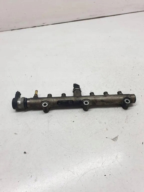 Soupape régulation pression carburant OEM 0281002507 Saab image 2