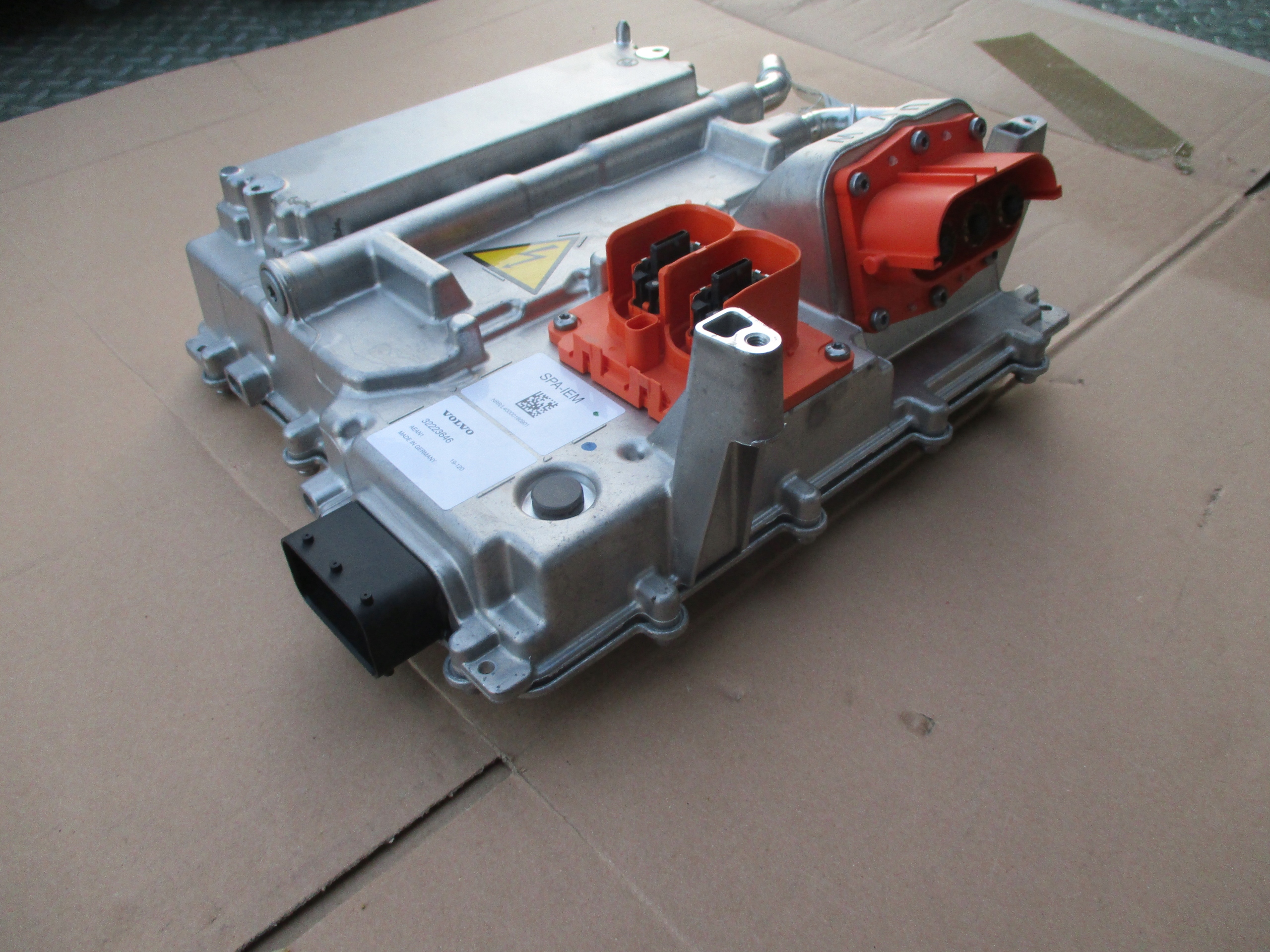 Volvo Ohjainmuunnin OEM 36011537 XC90/XC60/V60-malleille