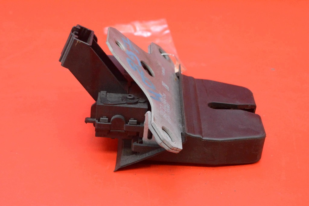 Fecho porta-bagagens Ford Focus 2013 OEM 8M51-R442A66-DA image 3